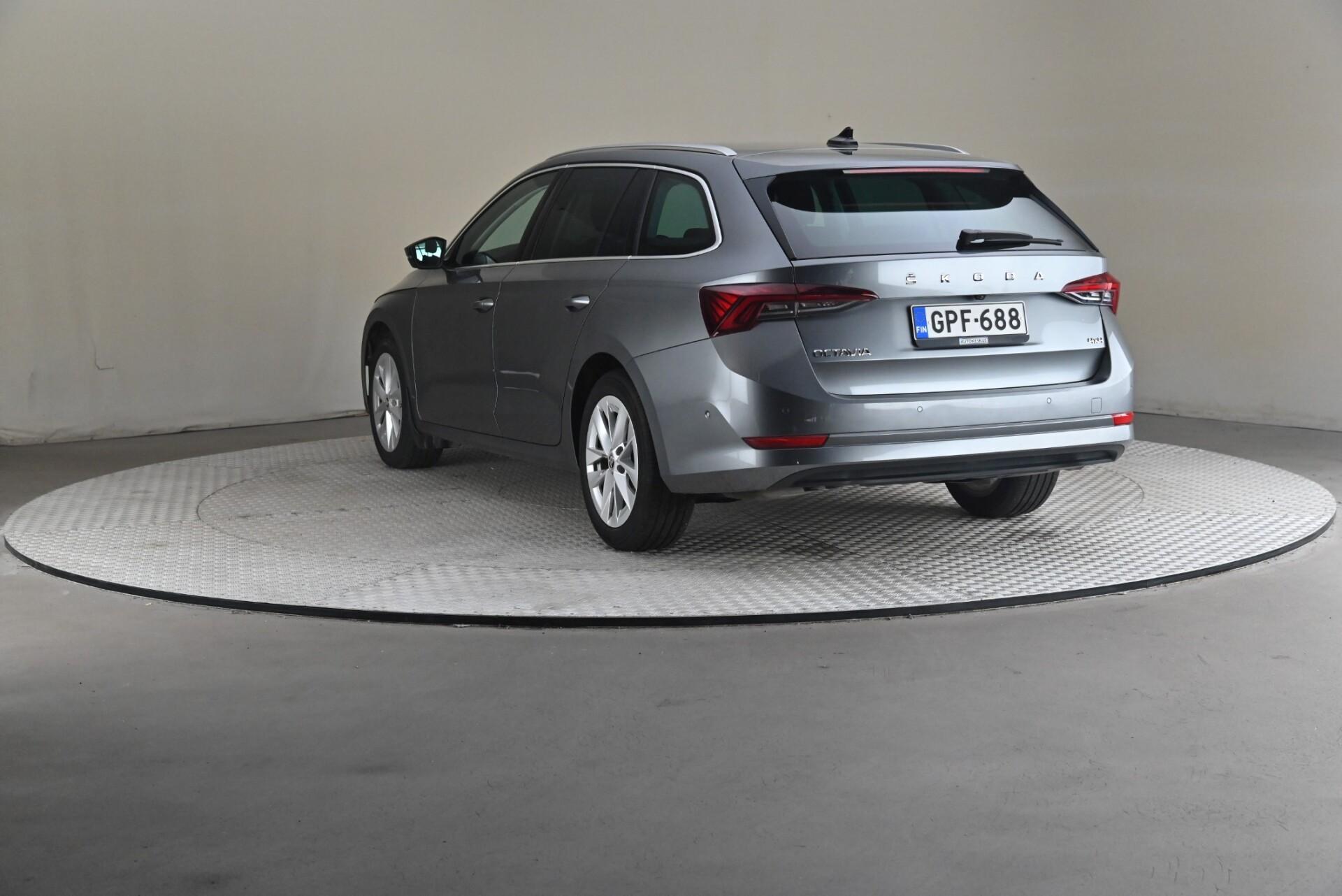 Skoda Octavia 2022, kuva 2/29