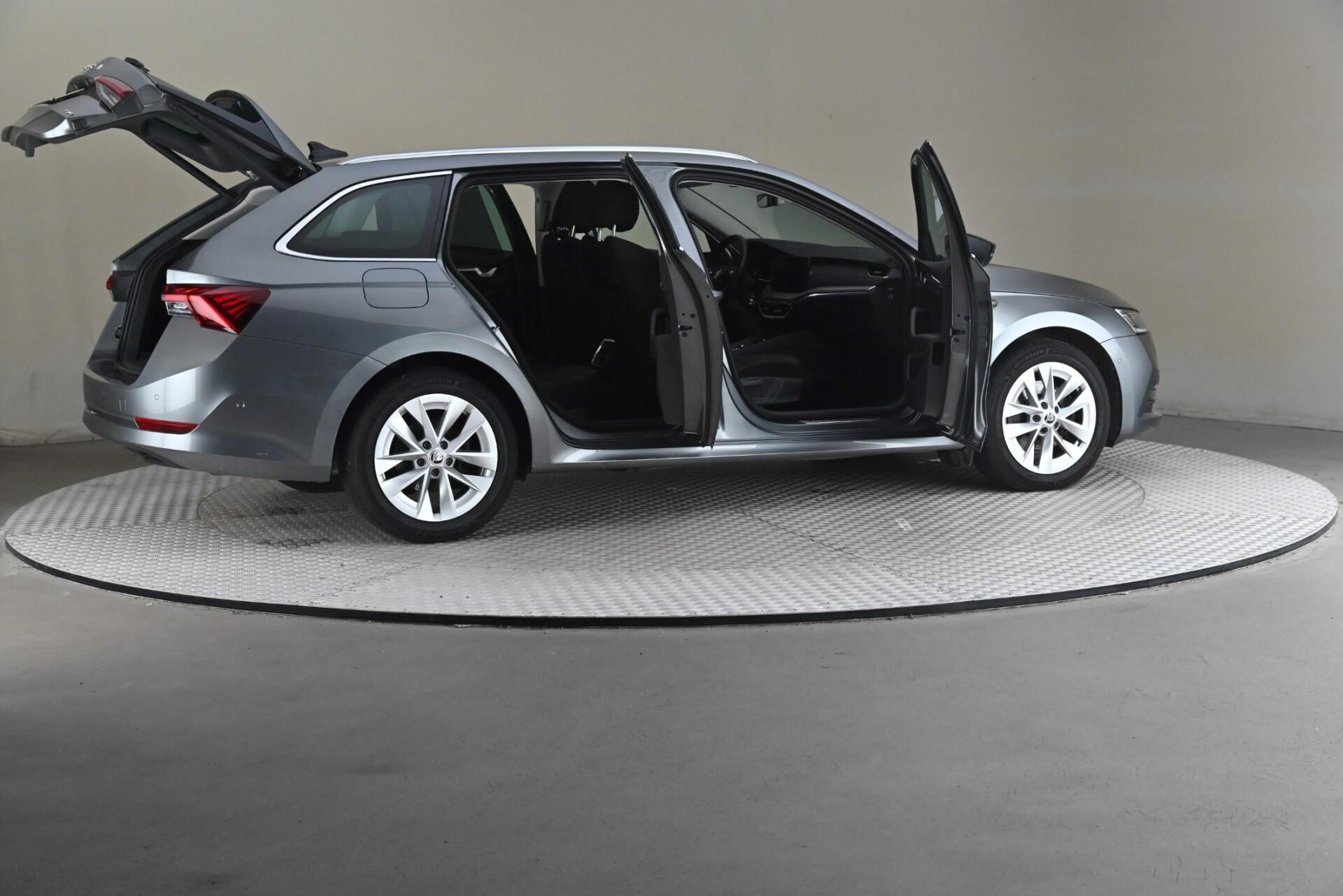 Skoda Octavia 2022, kuva 6/29
