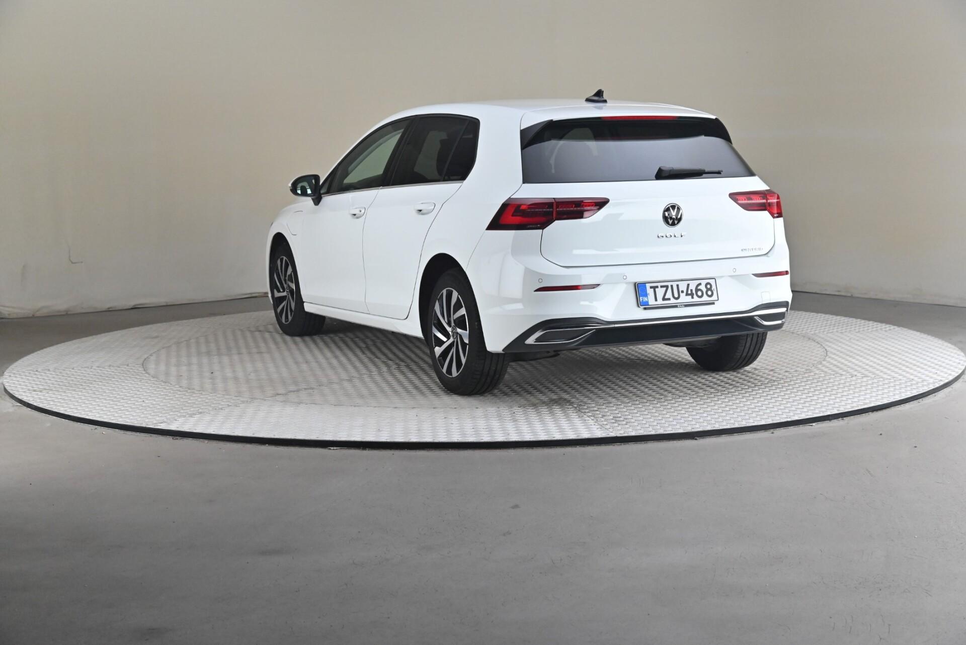 Volkswagen Golf 2022, kuva 2/31