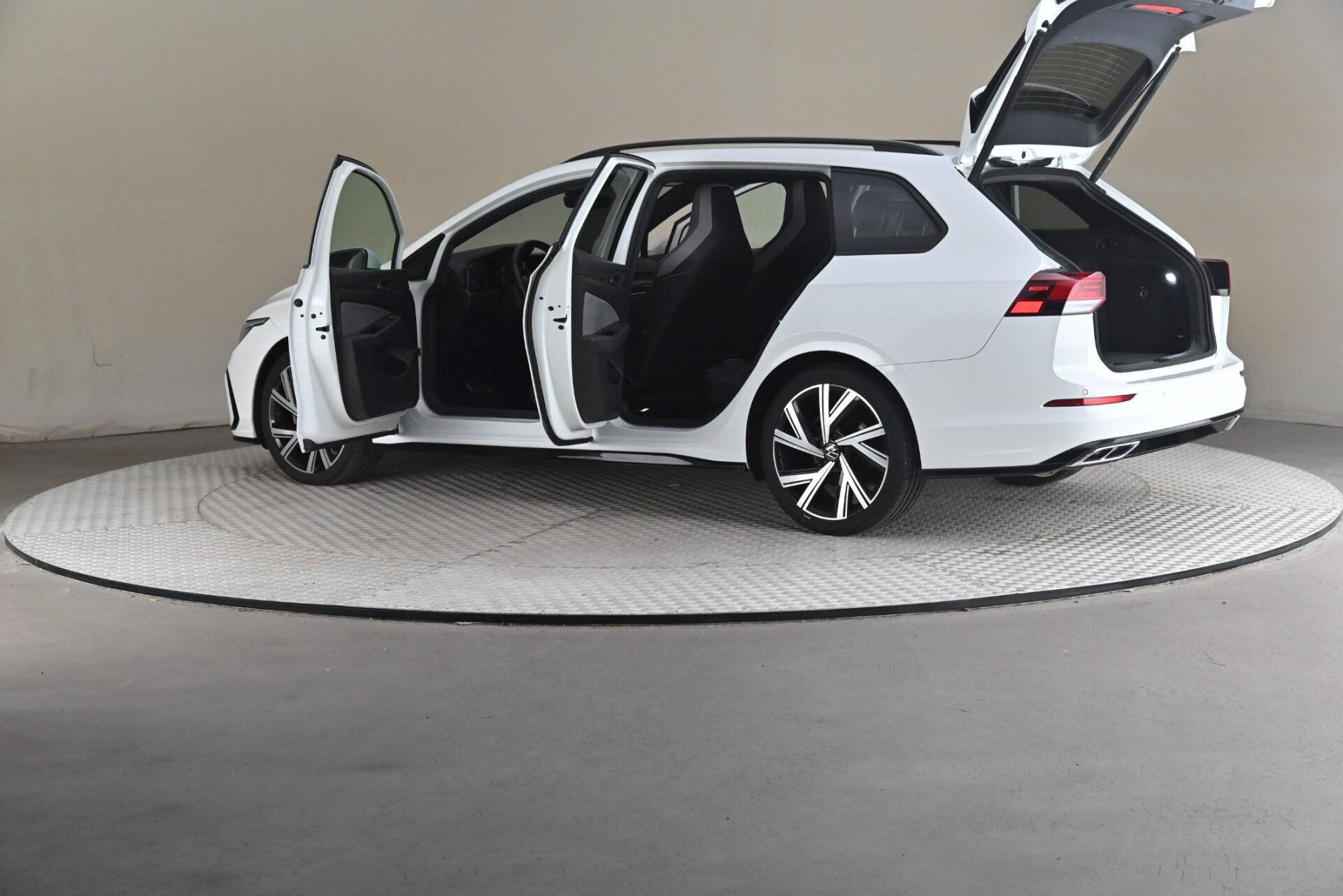 Volkswagen Golf 2023, kuva 7/30