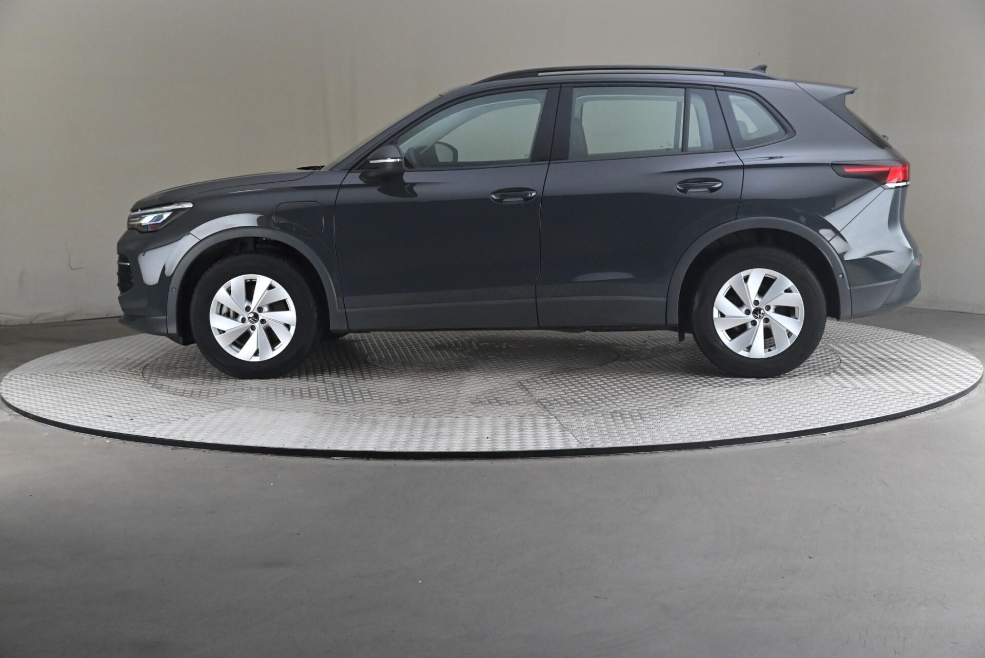 Volkswagen Tiguan 2024, photo 4/29