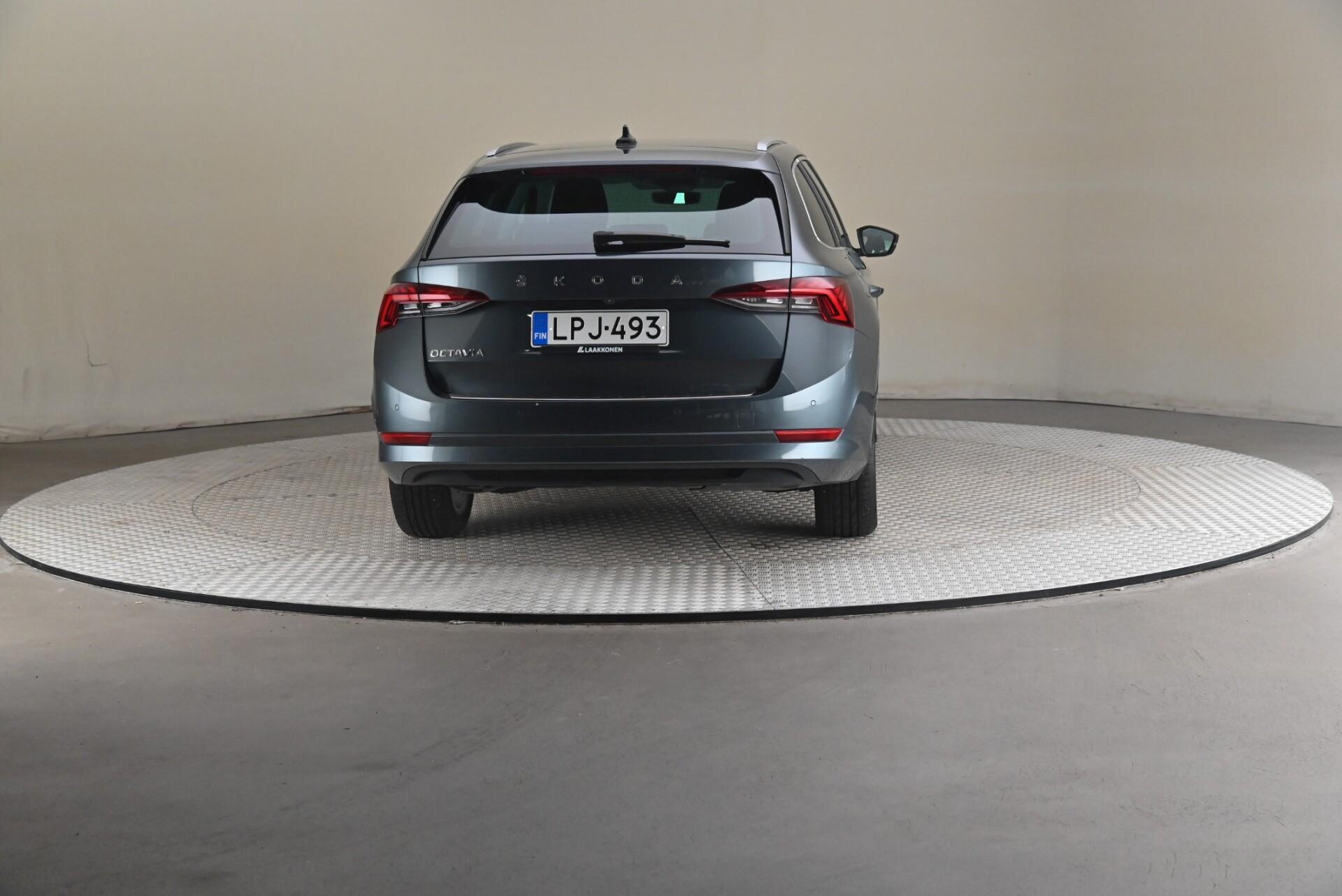 Skoda Octavia 2021, kuva 5/31