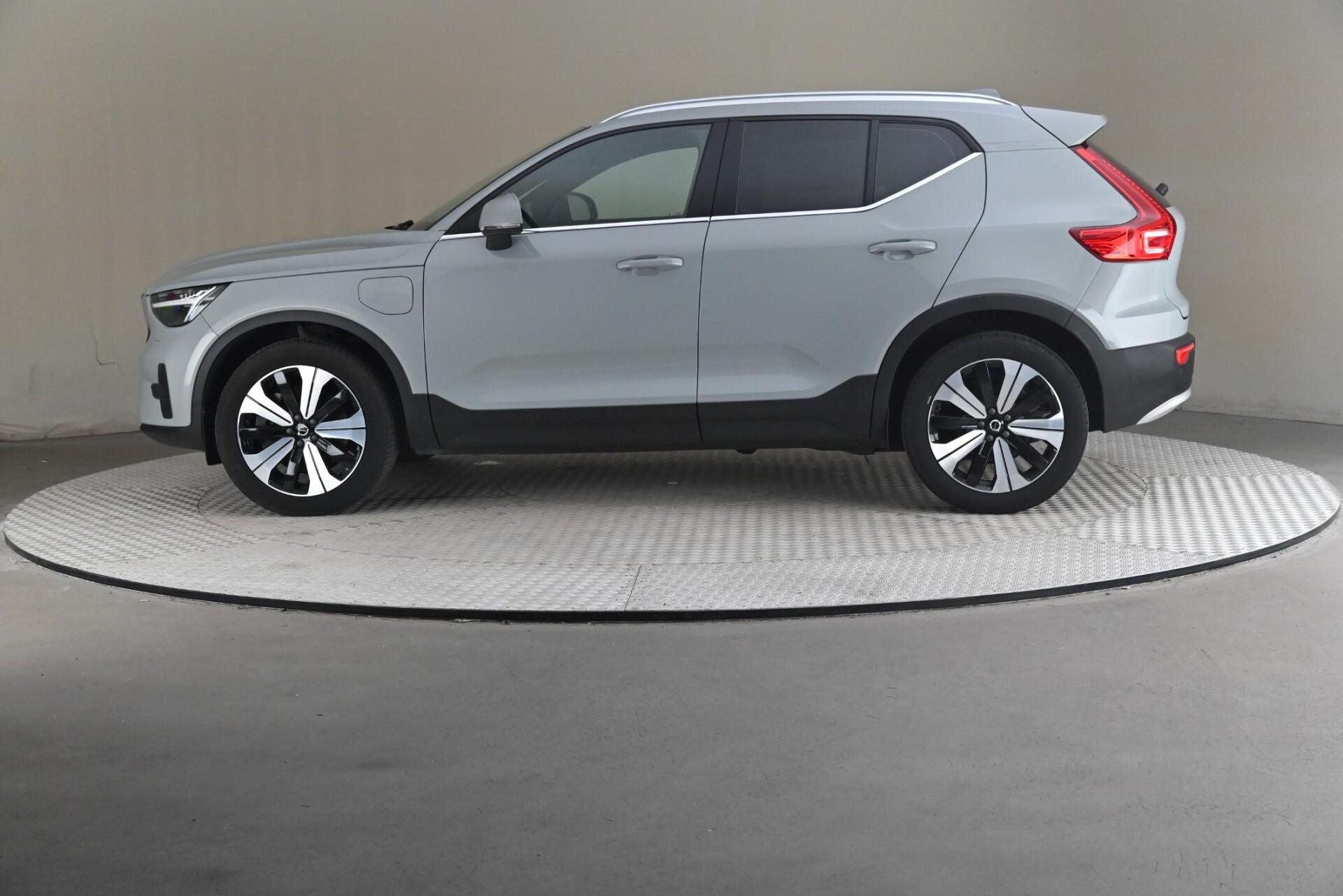 Volvo XC40 2023, kuva 4/31