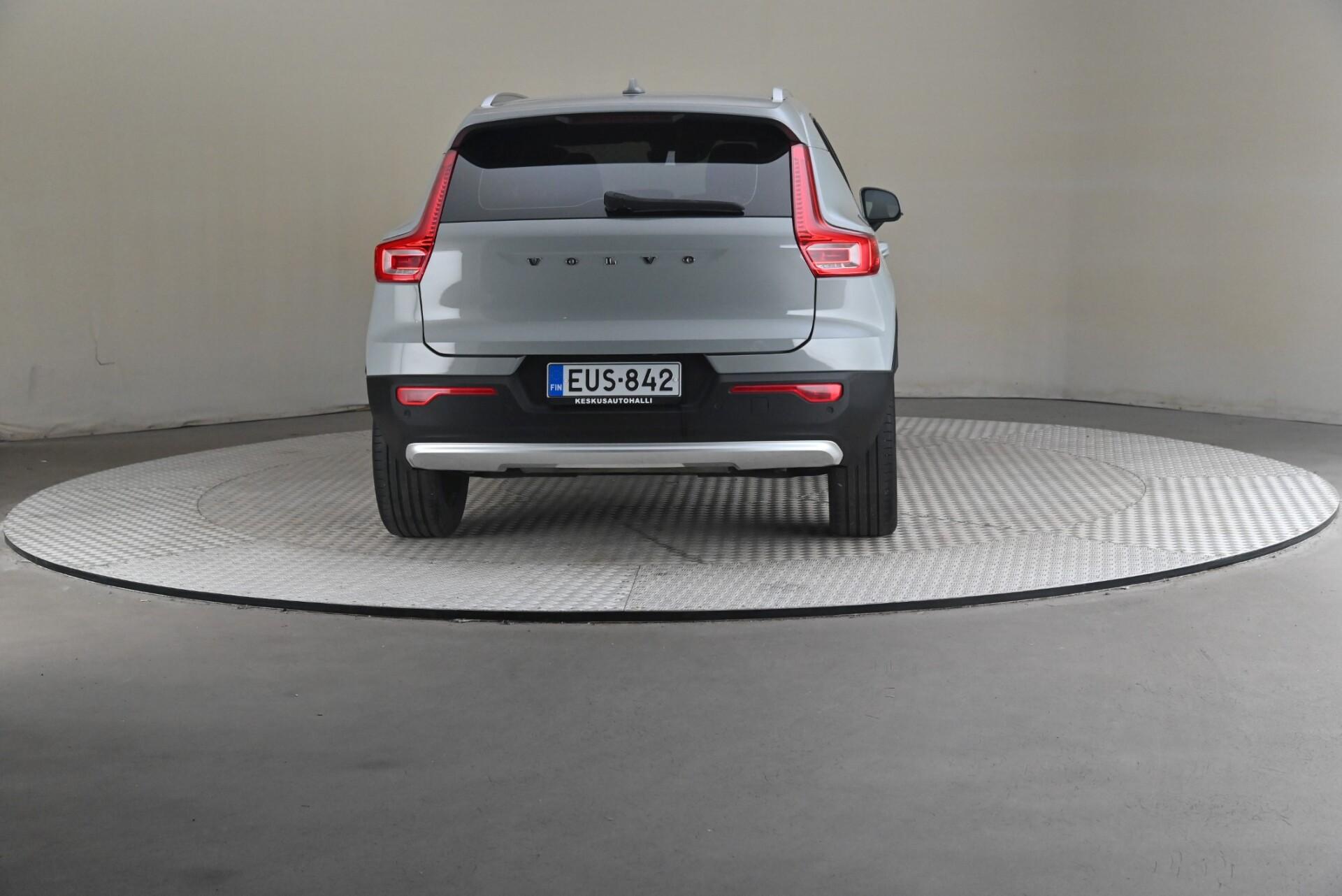 Volvo XC40 2023, kuva 5/31