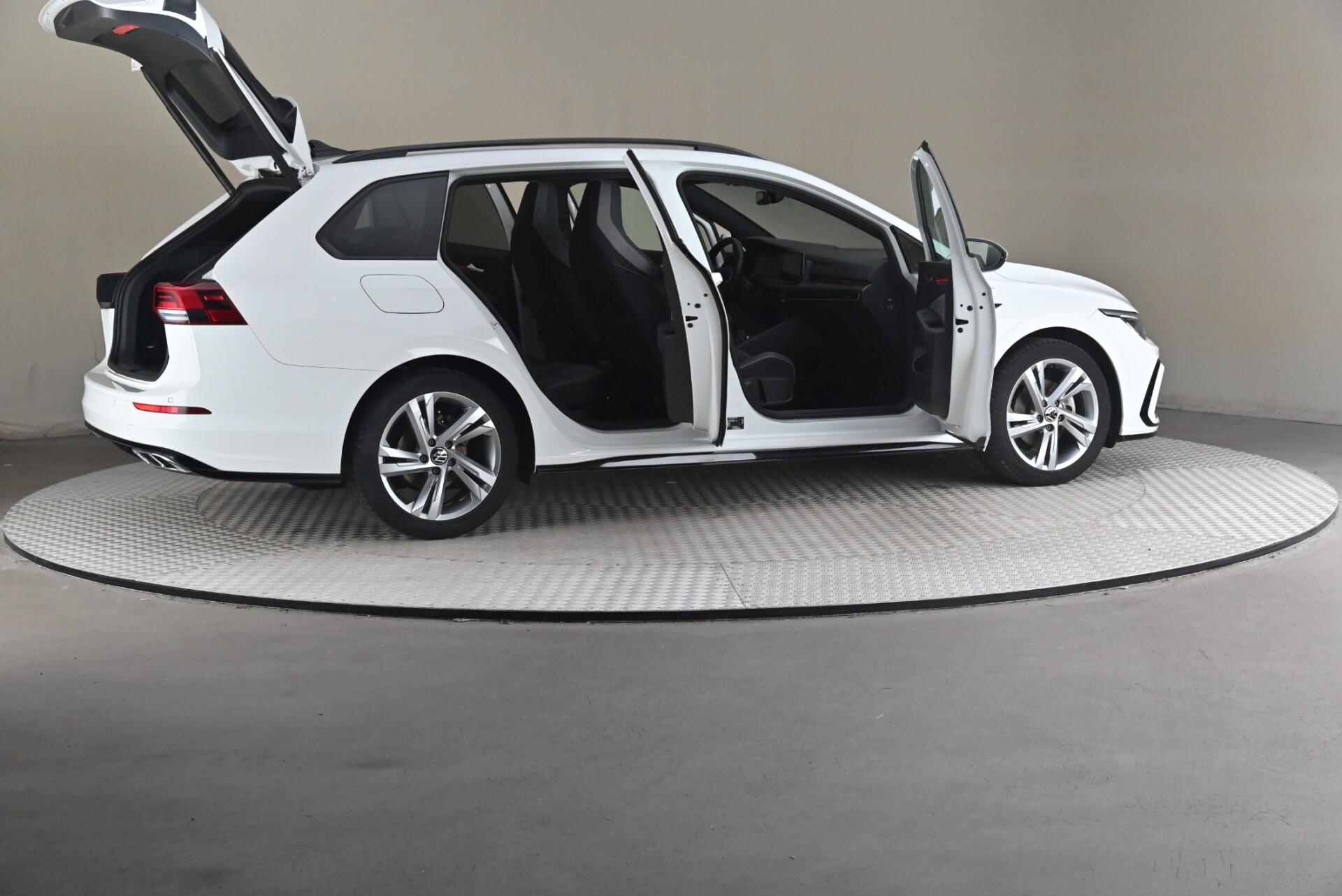 Volkswagen Golf 2022, kuva 6/30