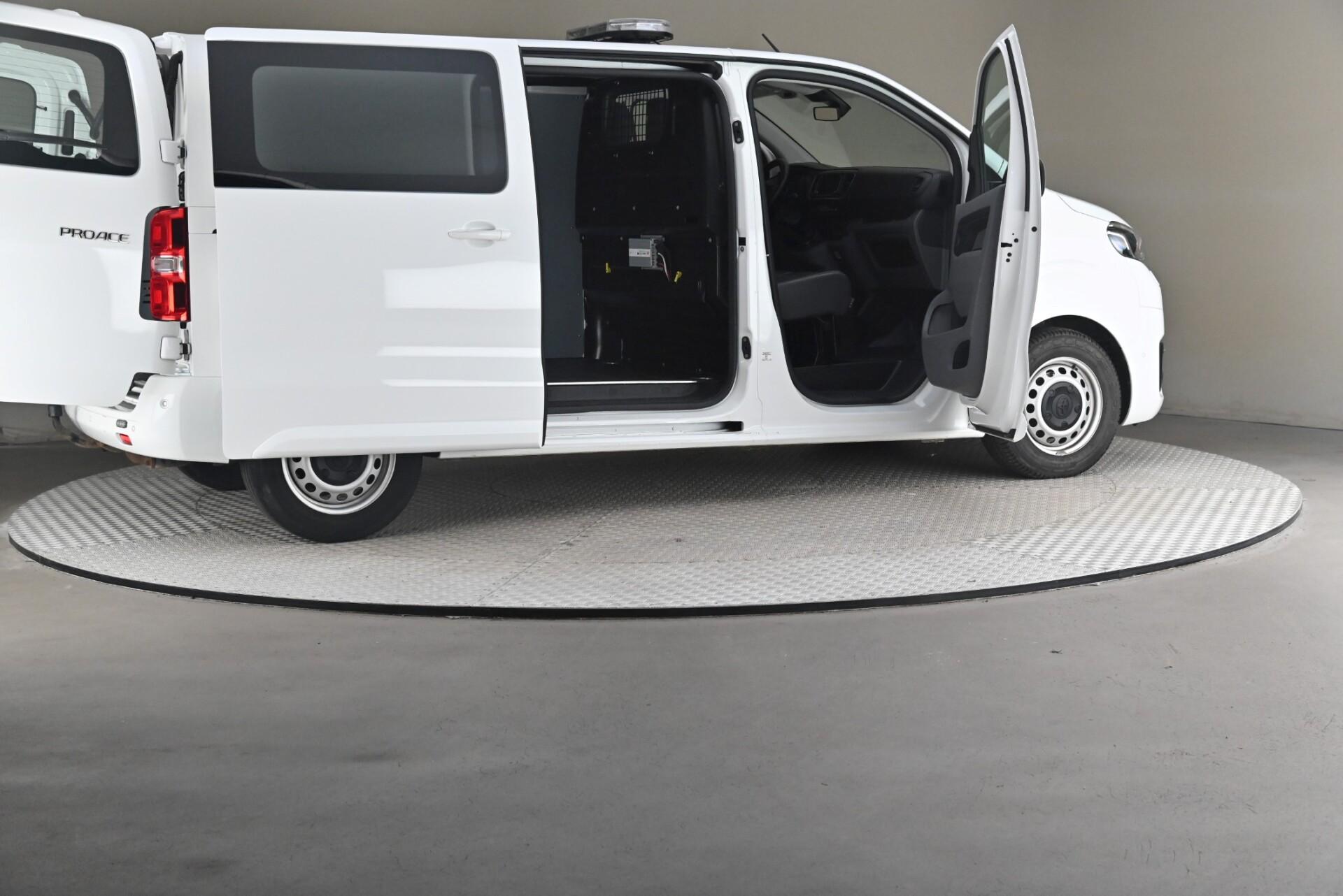 Toyota Proace L1 2,0 D 120 Automaatti 2021, photo 6/31
