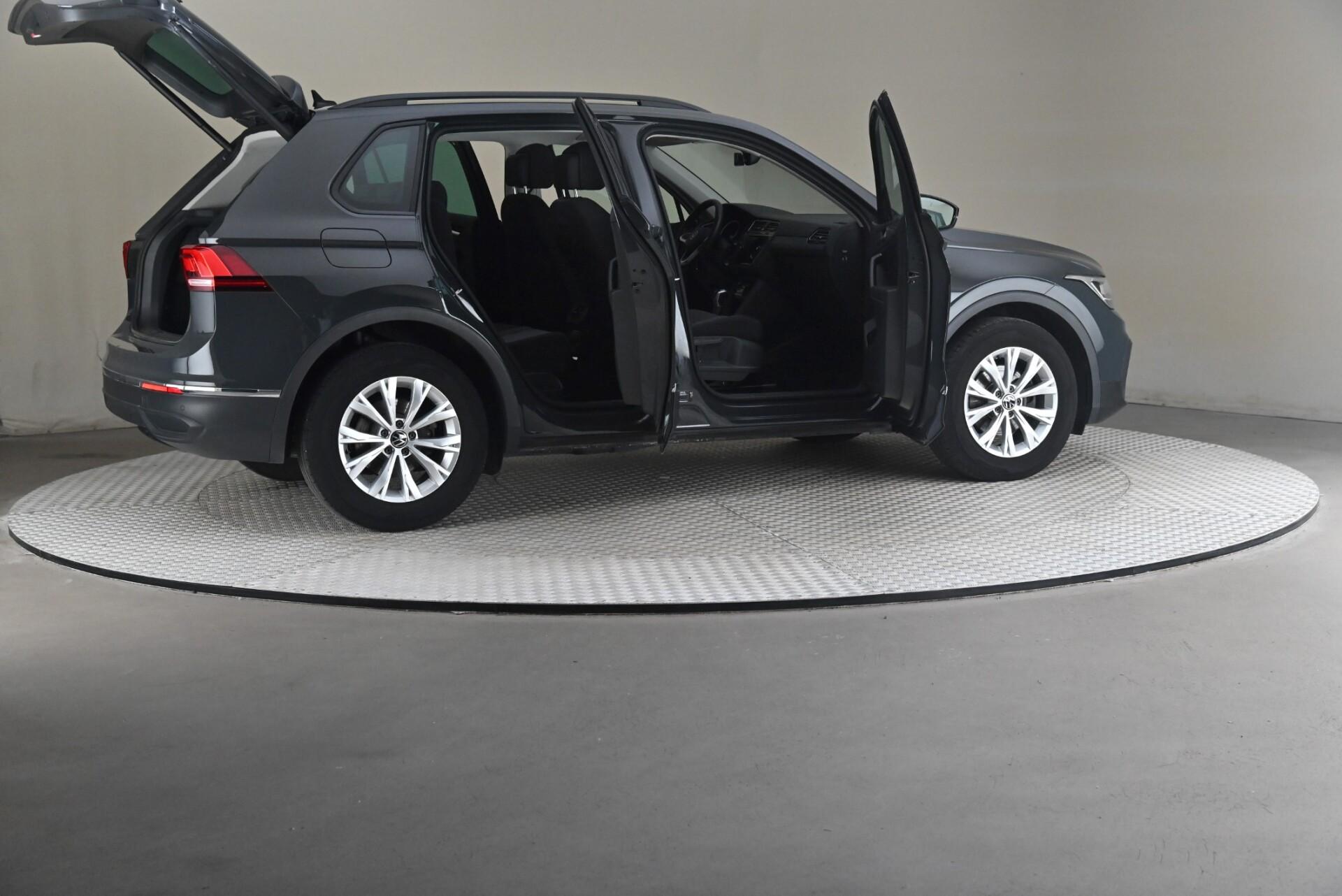 Volkswagen Tiguan 2024, photo 6/30