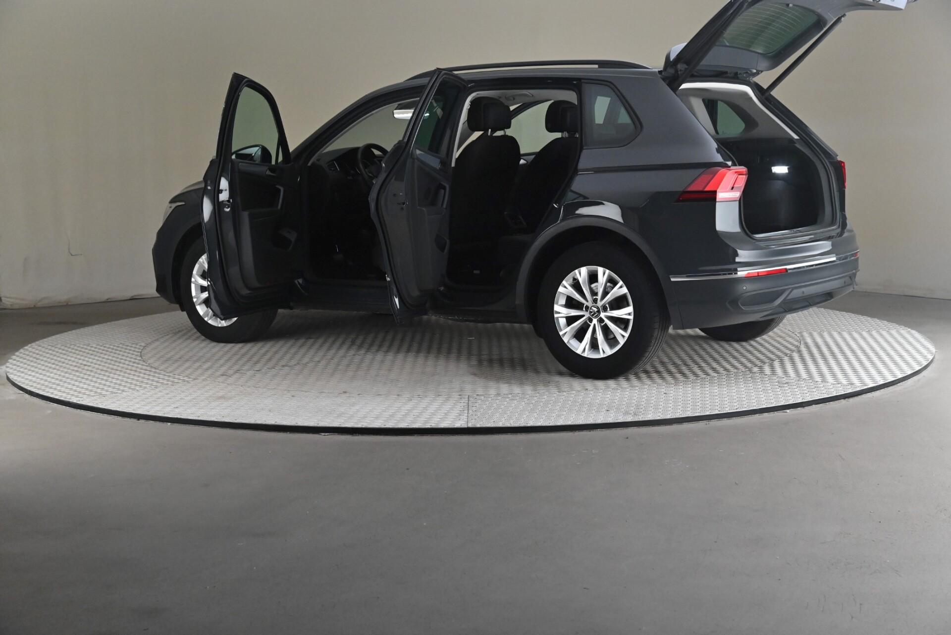Volkswagen Tiguan 2024, photo 7/30