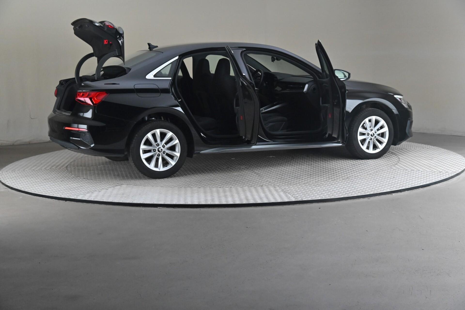 Audi A3 2023, kuva 6/24