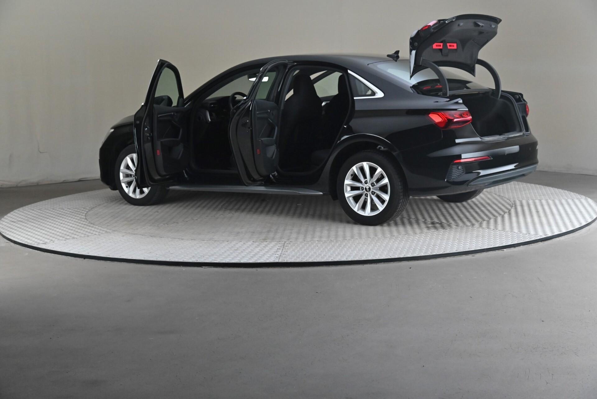 Audi A3 2023, kuva 7/24