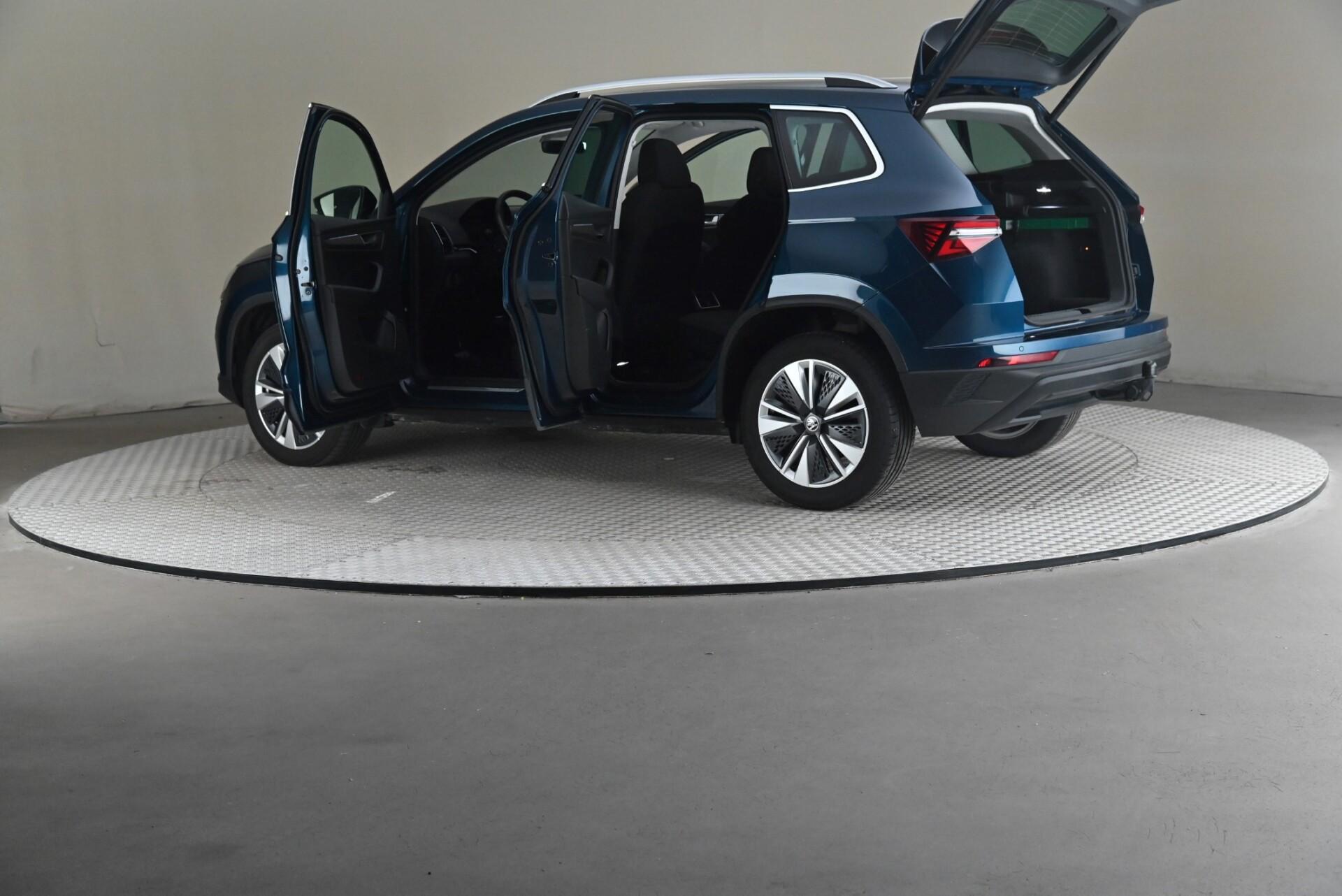 Skoda Karoq 1.5 TSI Style DSG Autom 2023, photo 7/31