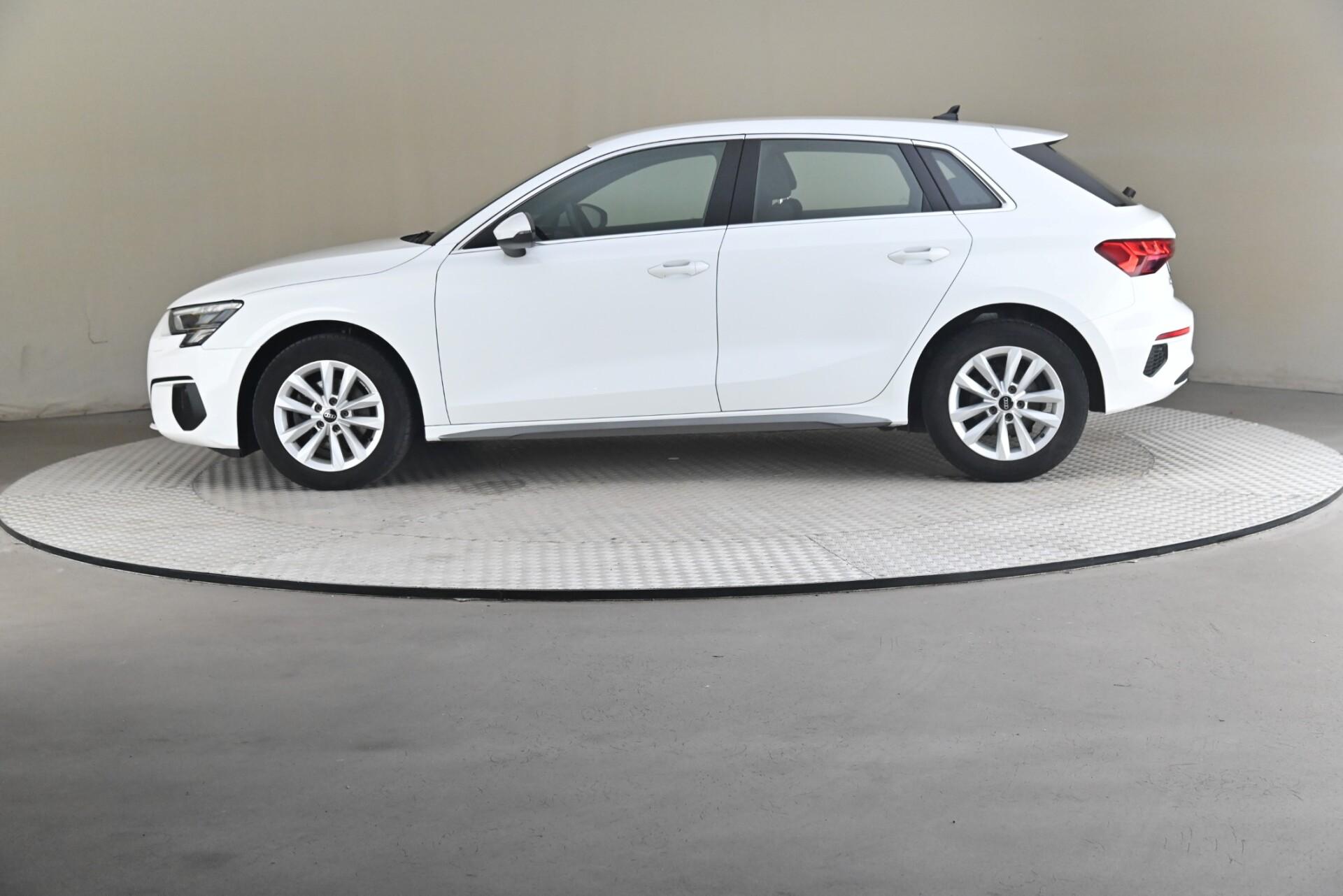 Audi A3 2022, kuva 4/27