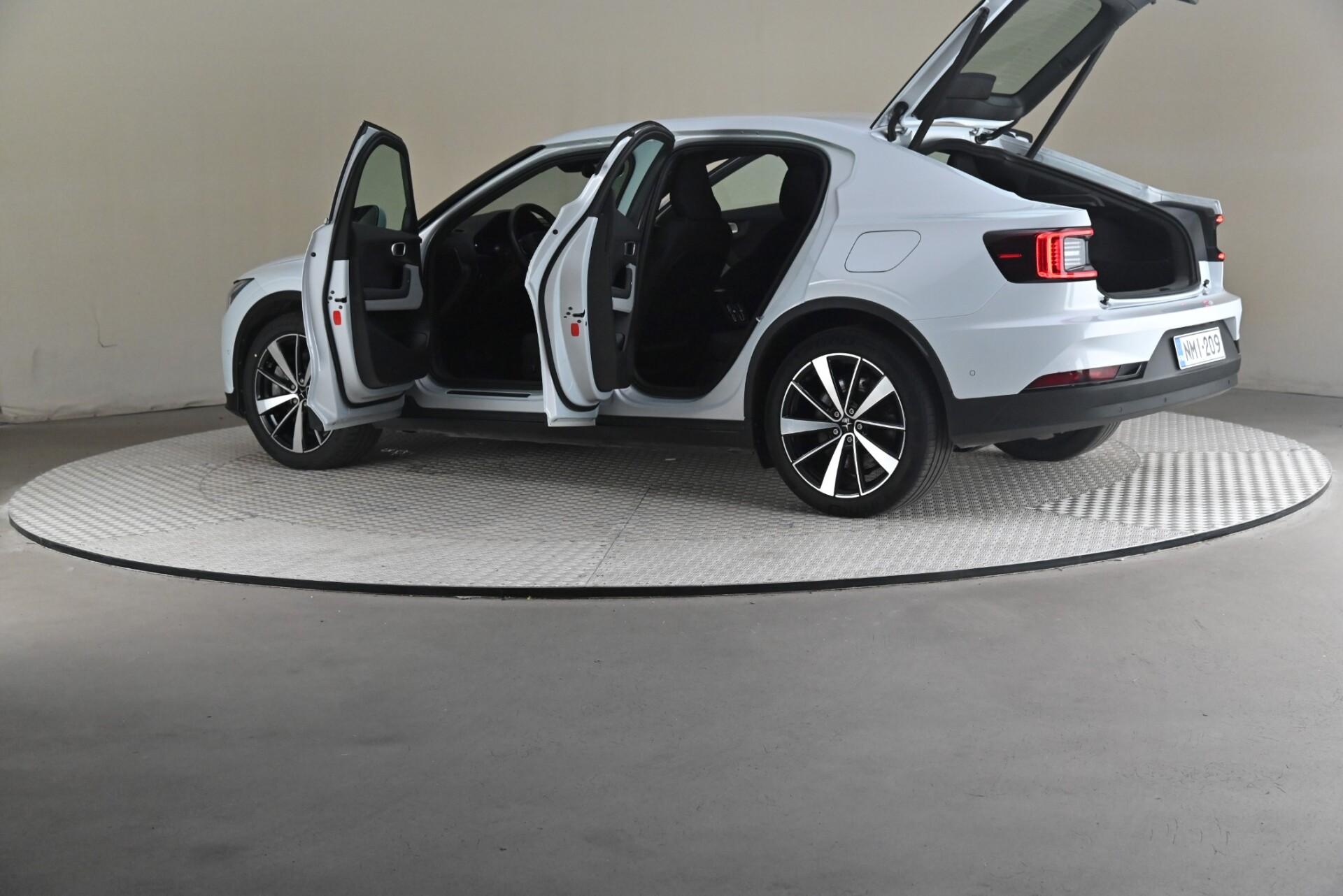 Polestar 2 2022, photo 7/32