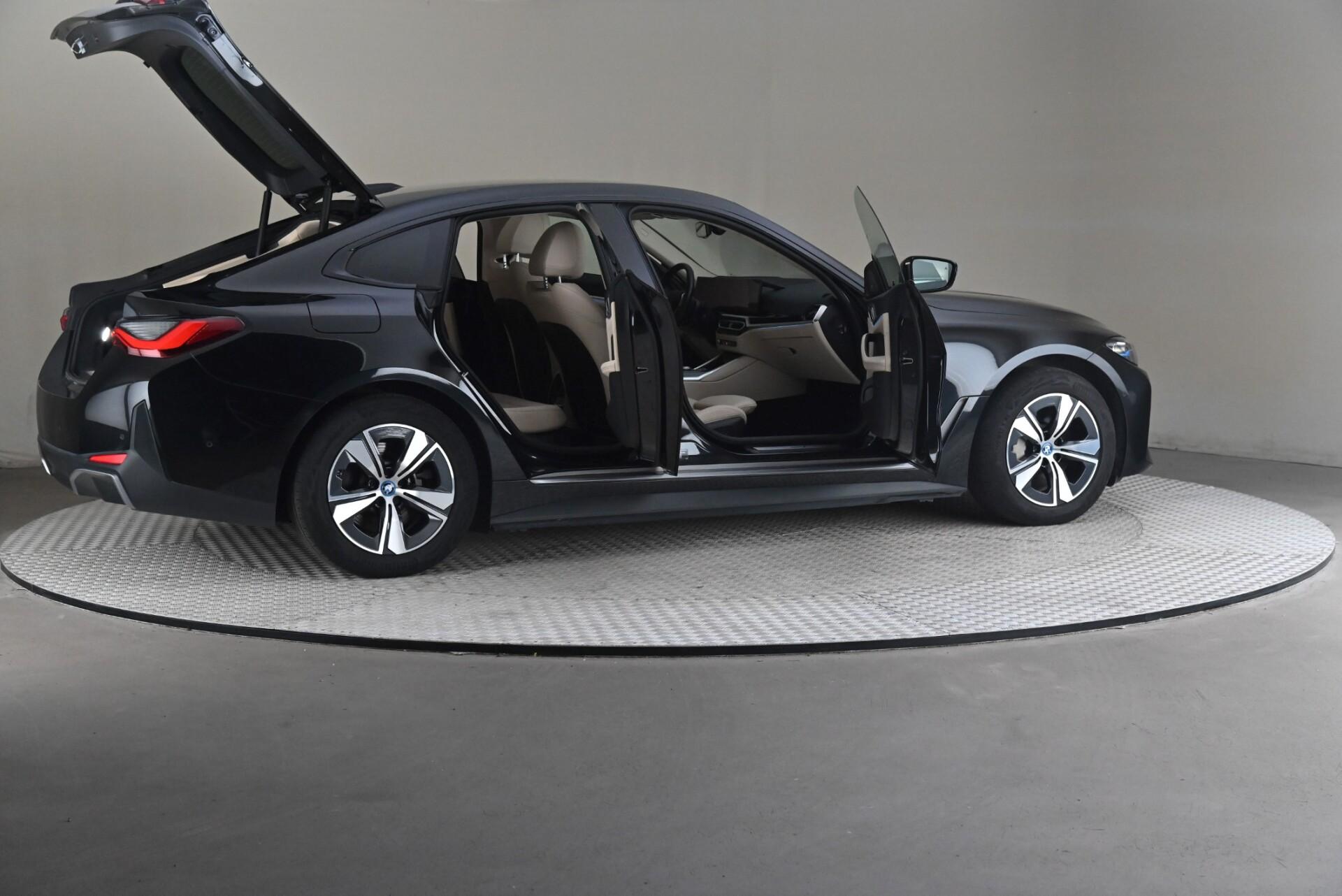 BMW i4 eDrive40 2023, kuva 6/32