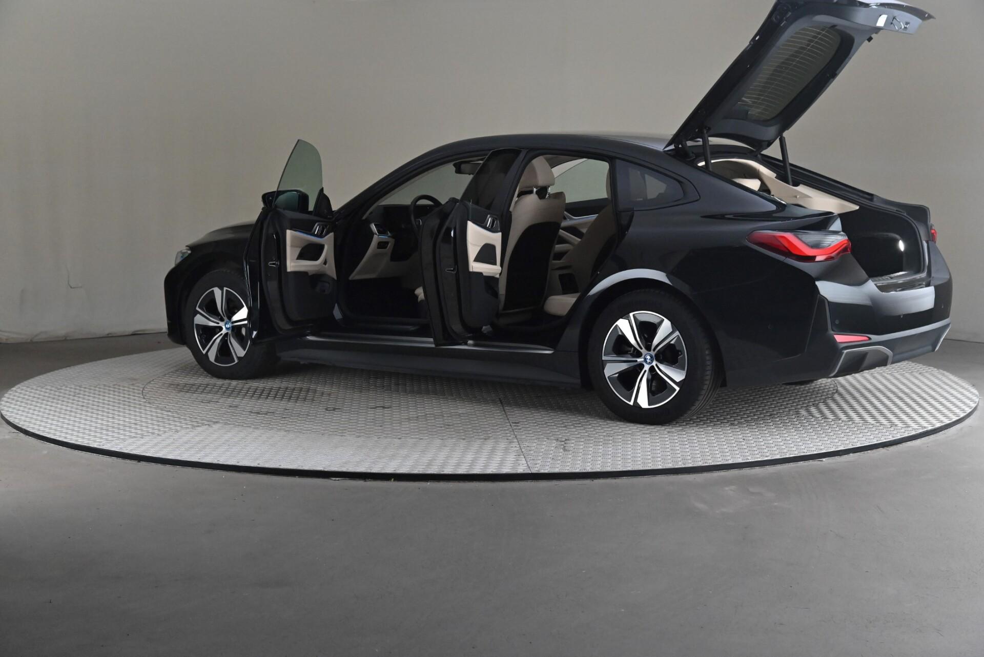 BMW i4 eDrive40 2023, kuva 7/32