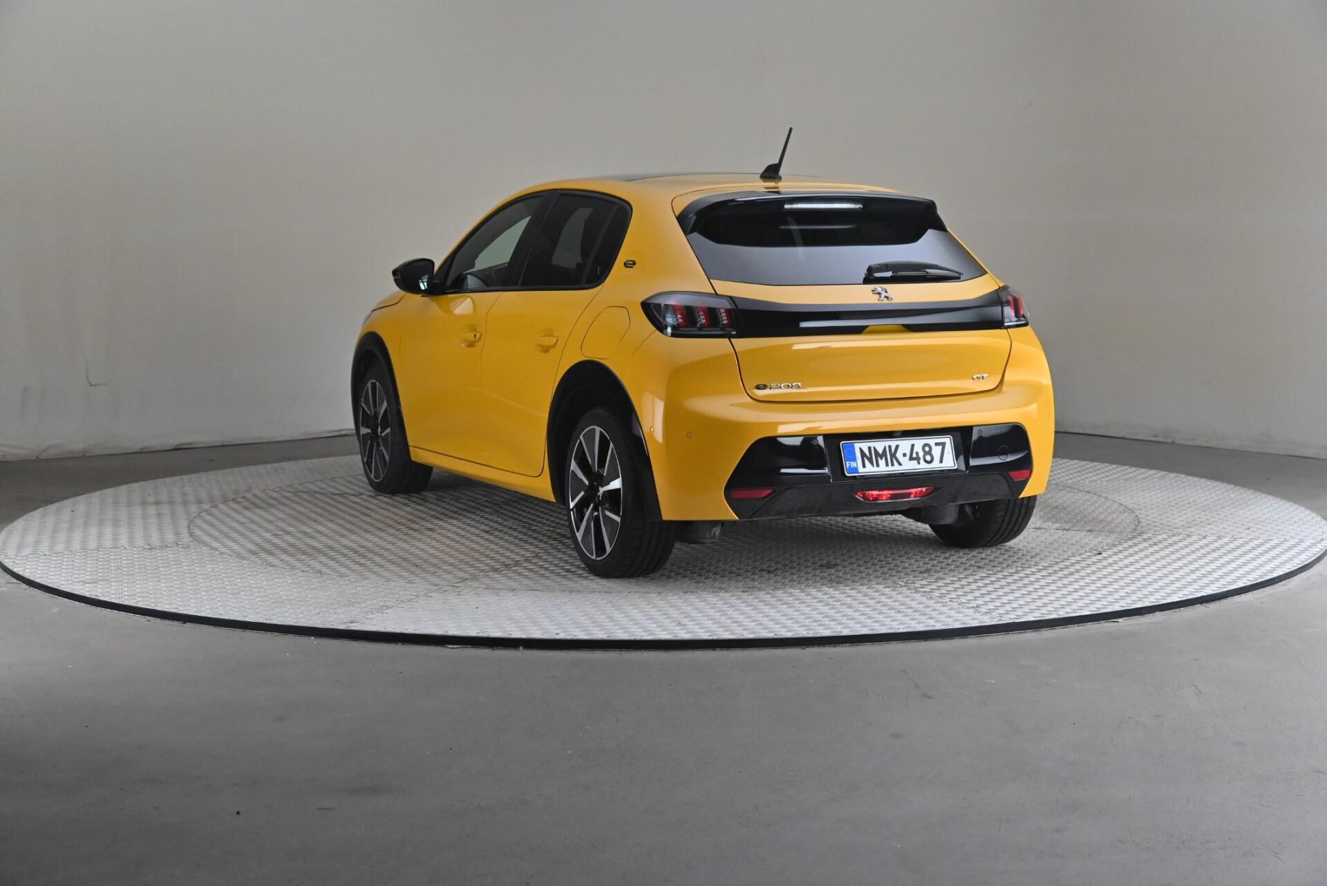 Peugeot e-208 50kWh 136 GT 2021, kuva 2/37