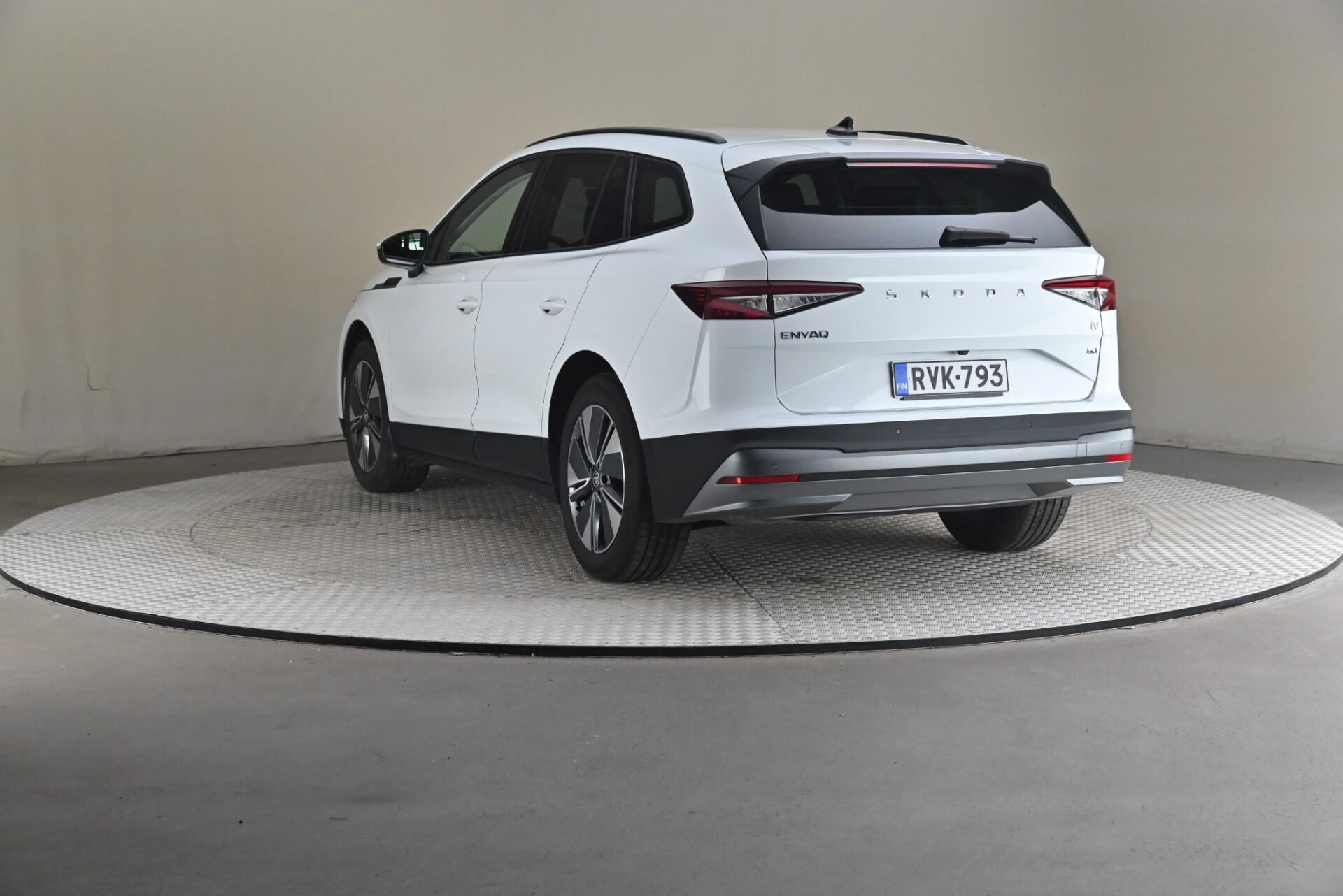 Skoda Enyaq 60 iV 2023, photo 2/32