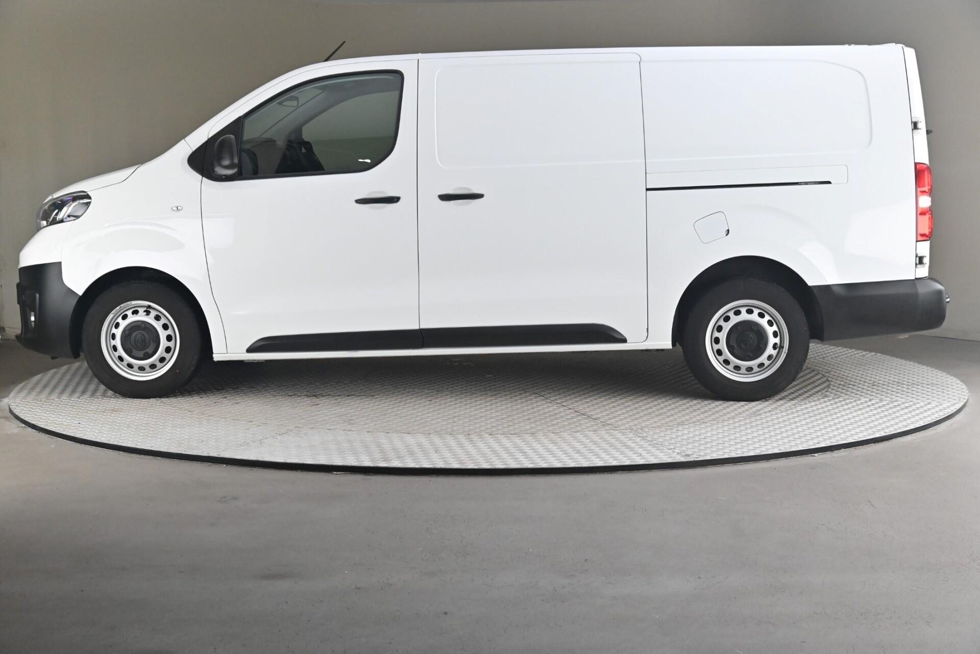 Toyota Proace 2021, kuva 4/28