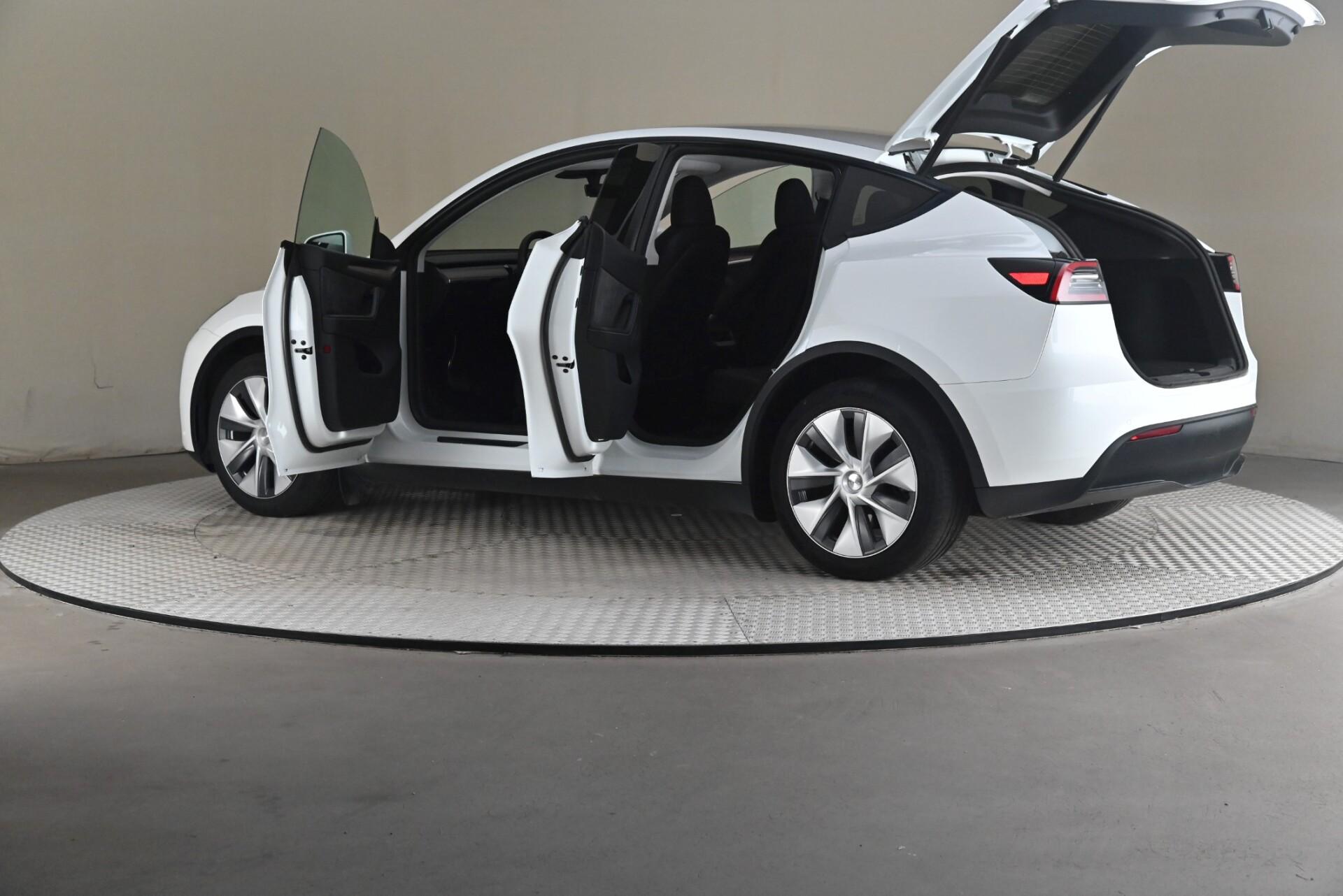 Tesla Model Y Long Range AWD 2022, kuva 7/31