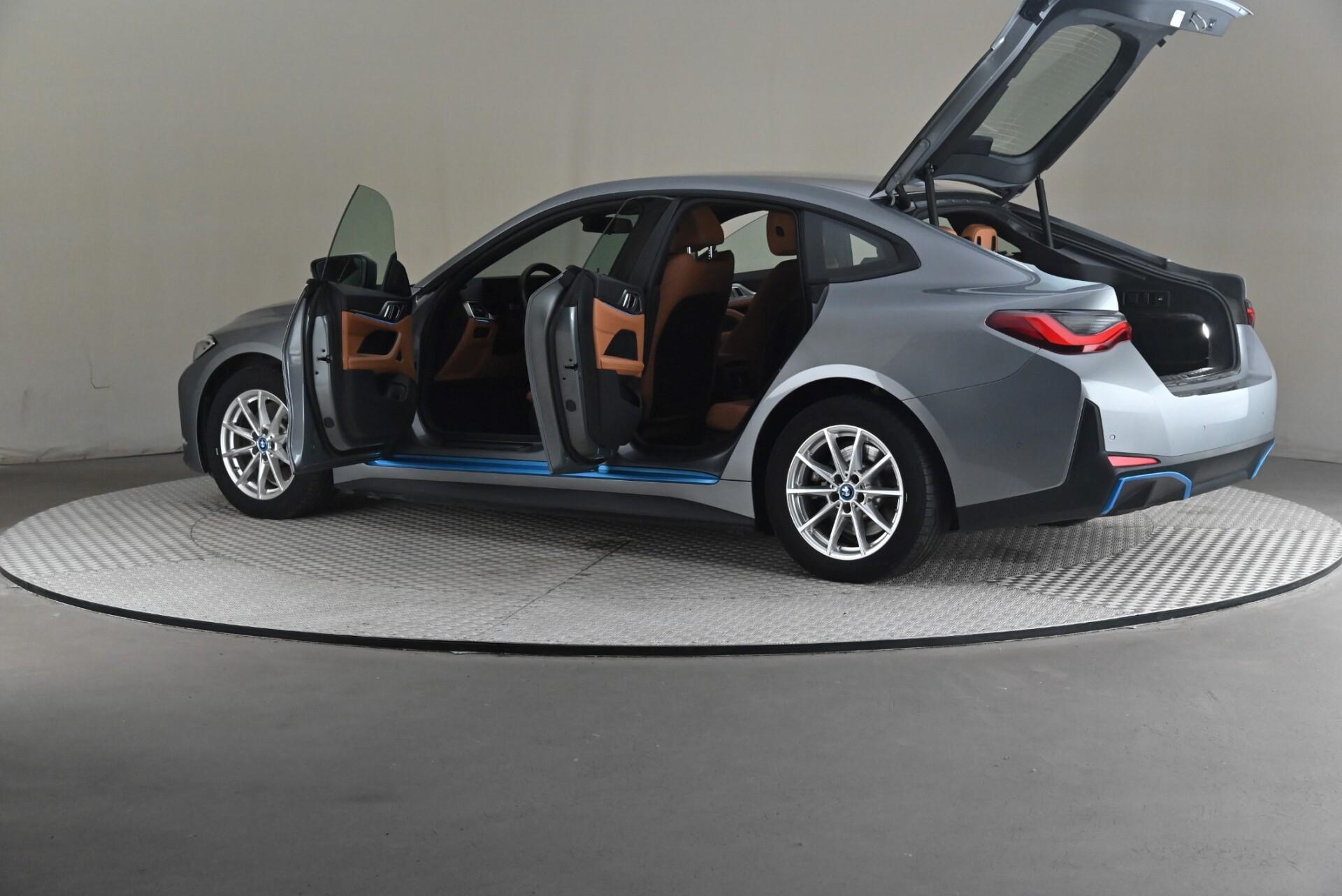 BMW i4 eDrive40 Charged 2023, kuva 7/31