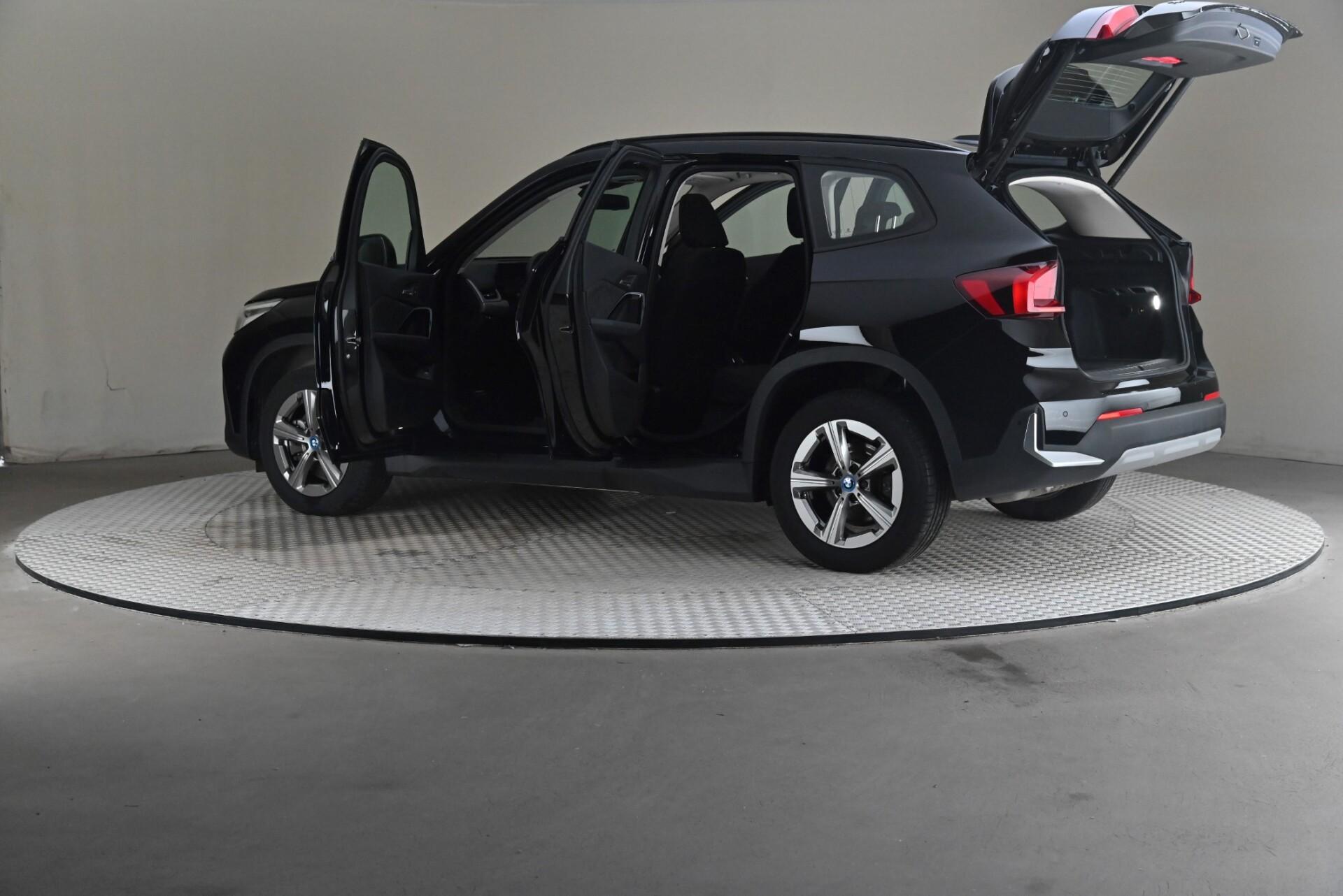 BMW X1 U11 25e xDrive Charged Edition 2023, photo 7/32