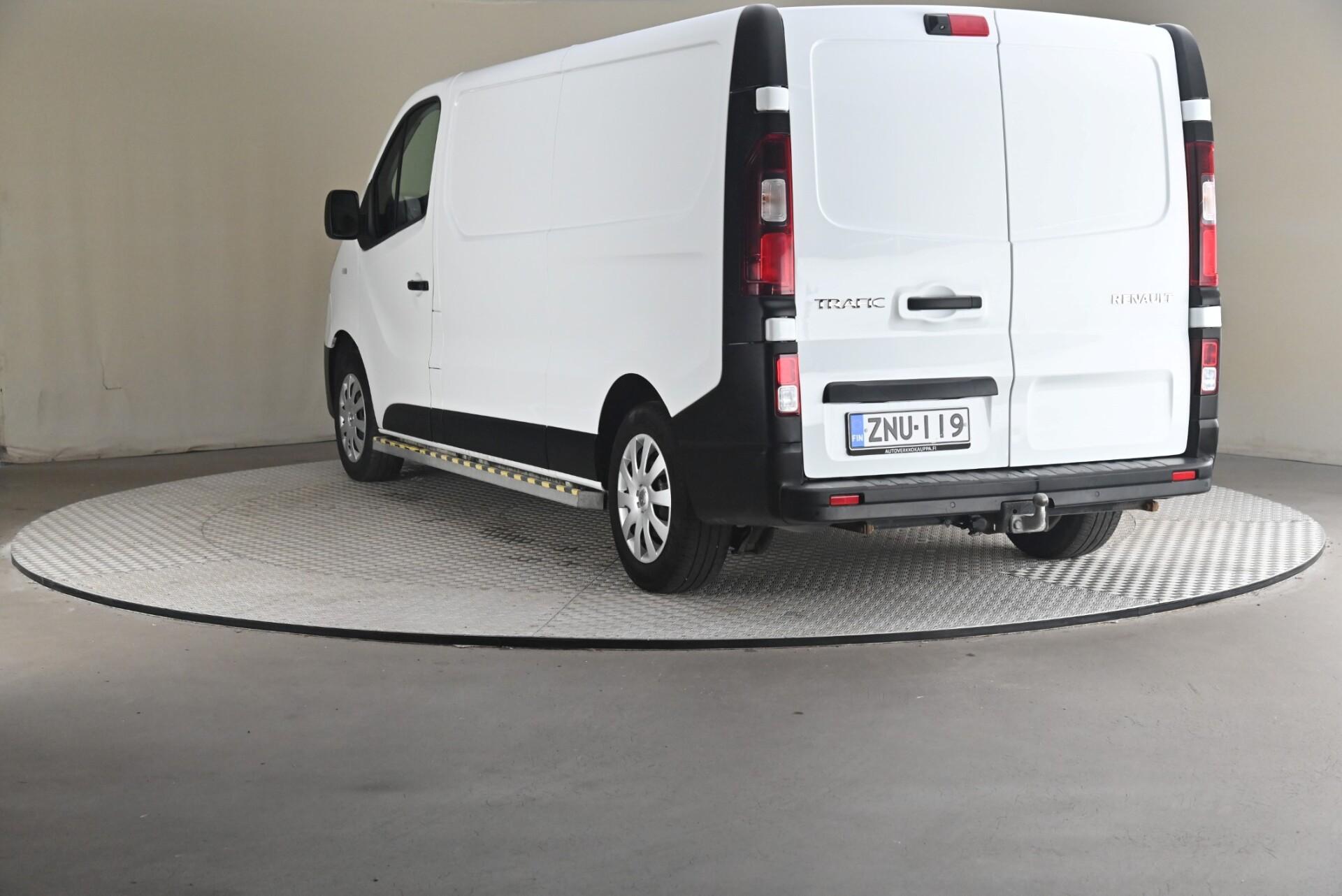 Renault Trafic 2021, kuva 2/30