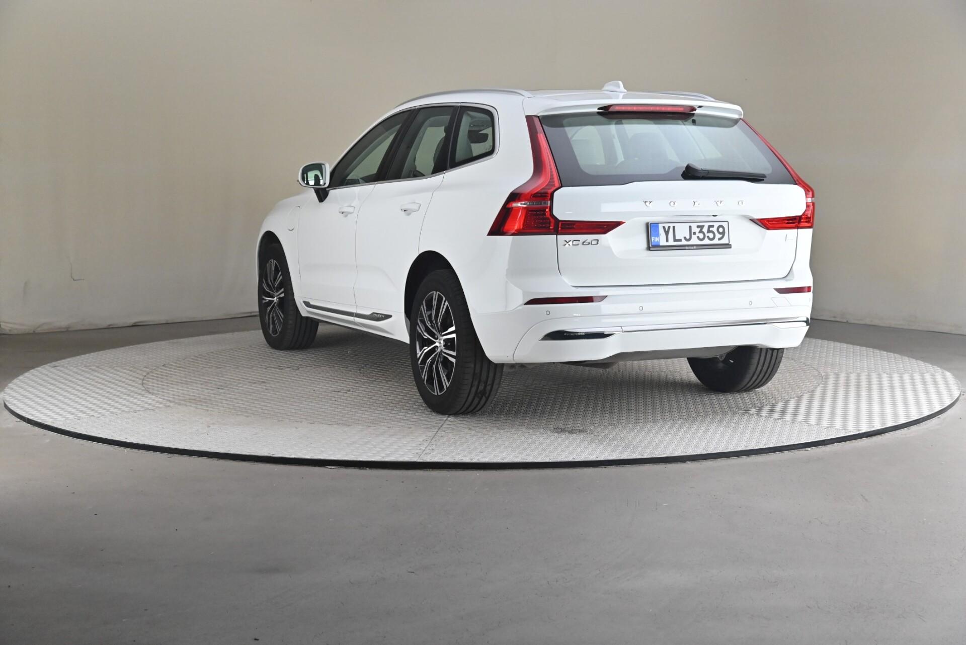 Volvo XC60 2022, kuva 2/31