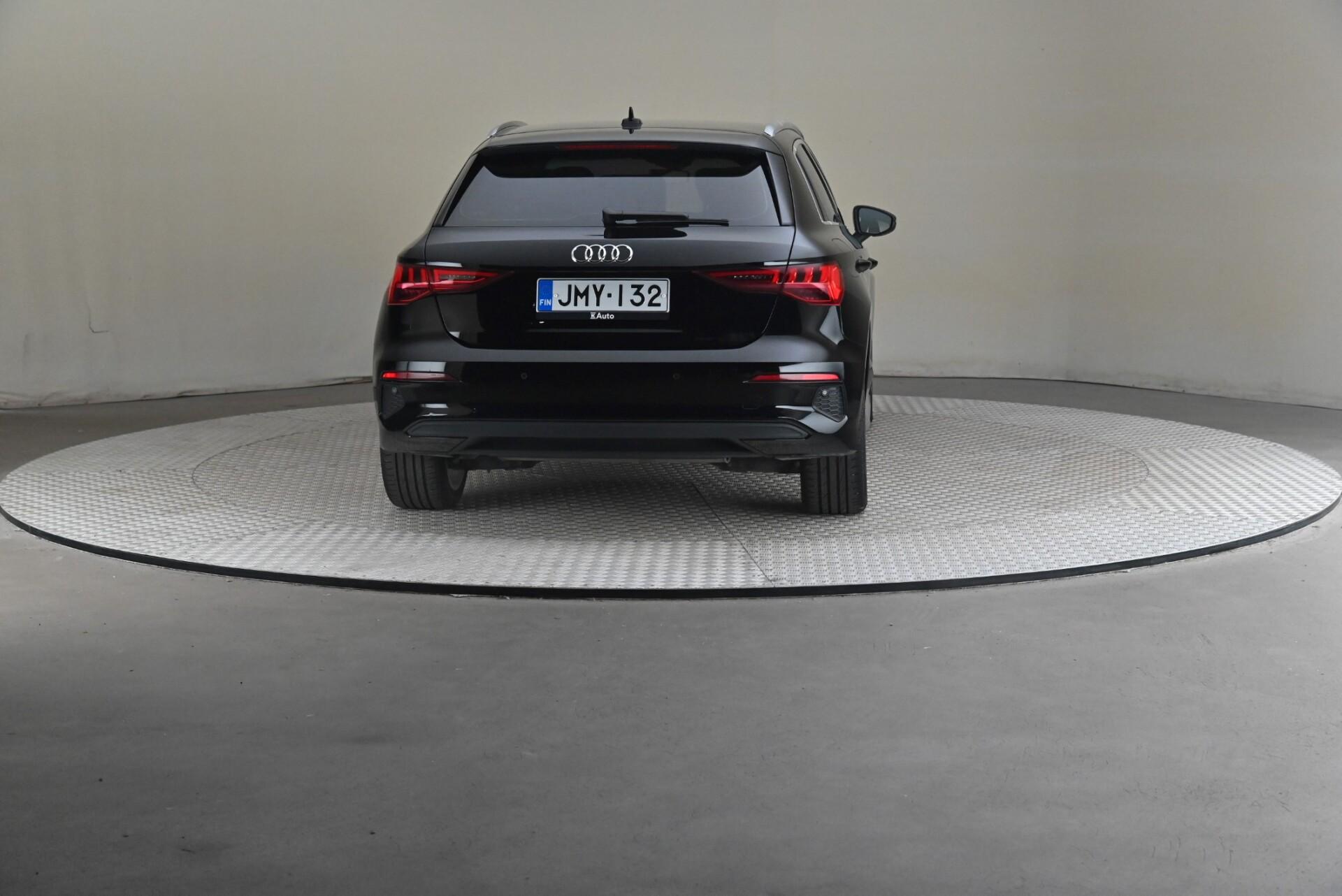 Audi A3 2023, photo 5/30