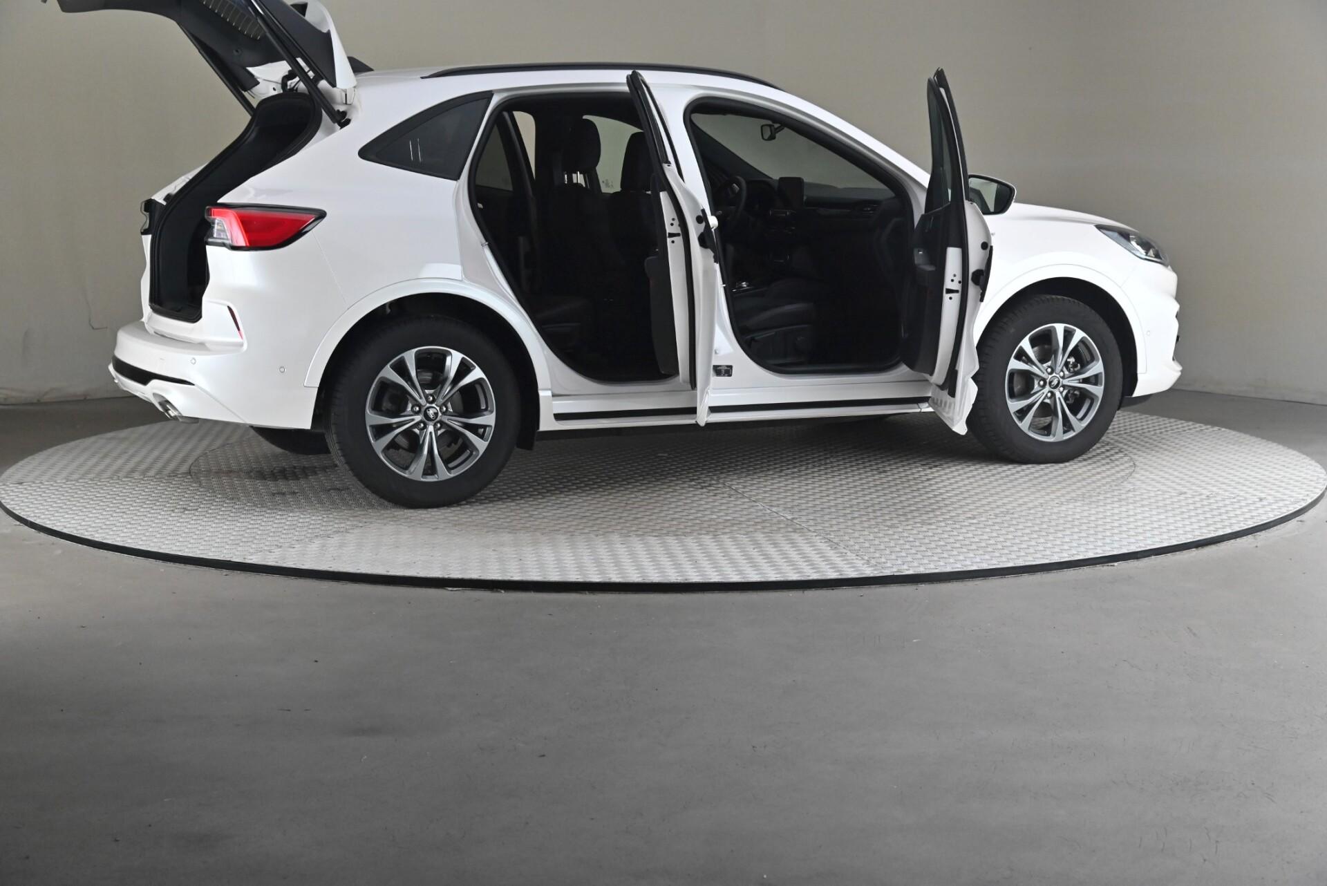 Ford Kuga 2022, kuva 6/31