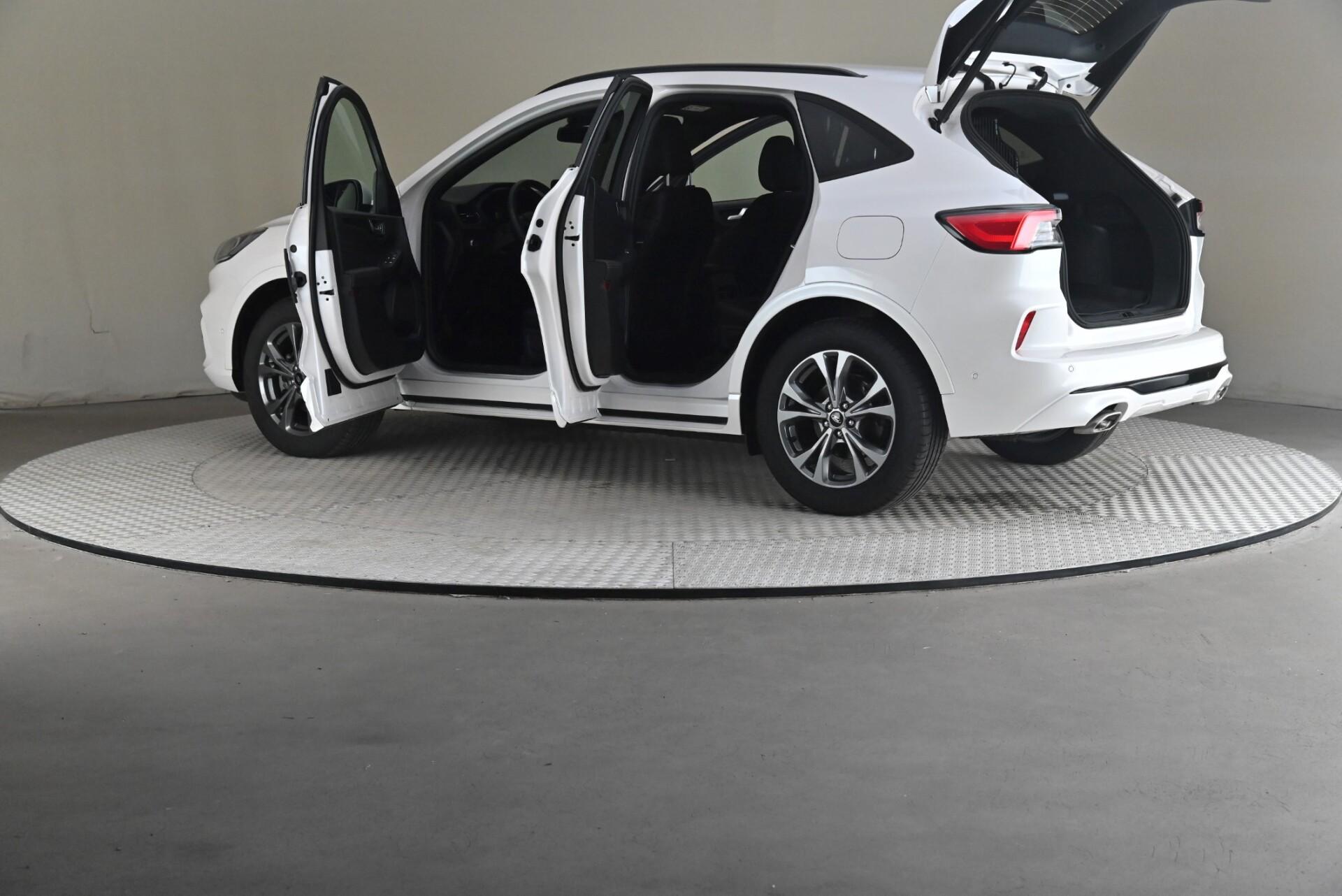 Ford Kuga 2022, kuva 7/31