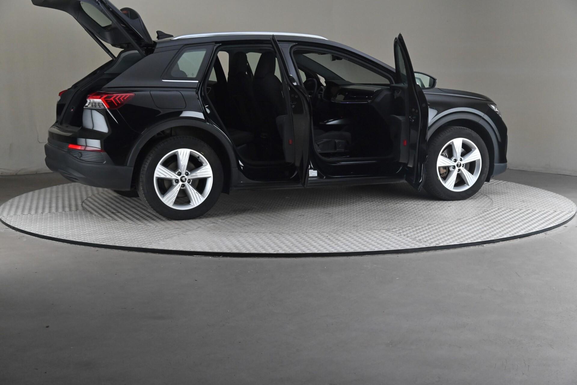 Audi Q4 e-tron 45 e-tron quattro 2023, kuva 6/30