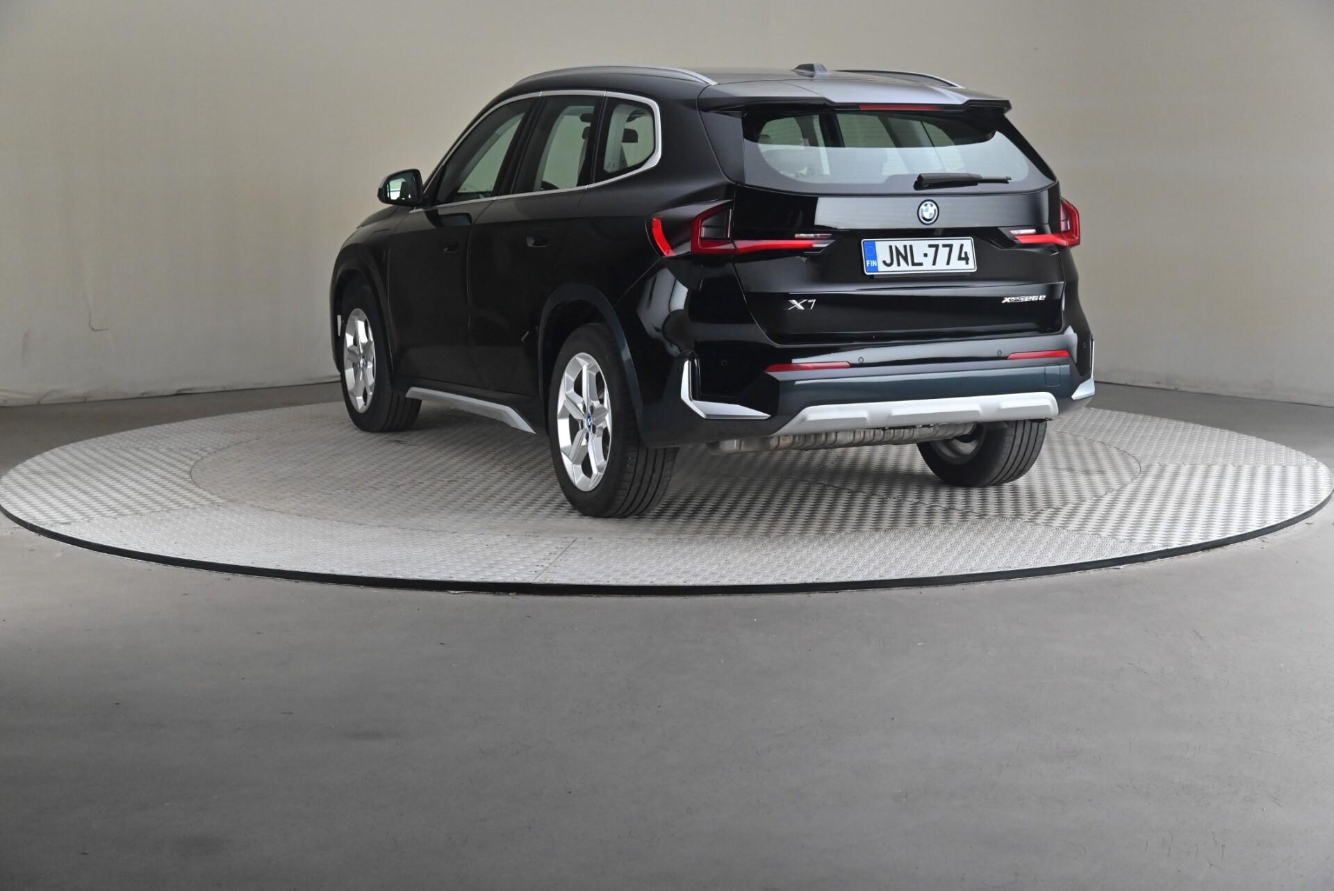 BMW X1 2024, photo 2/32