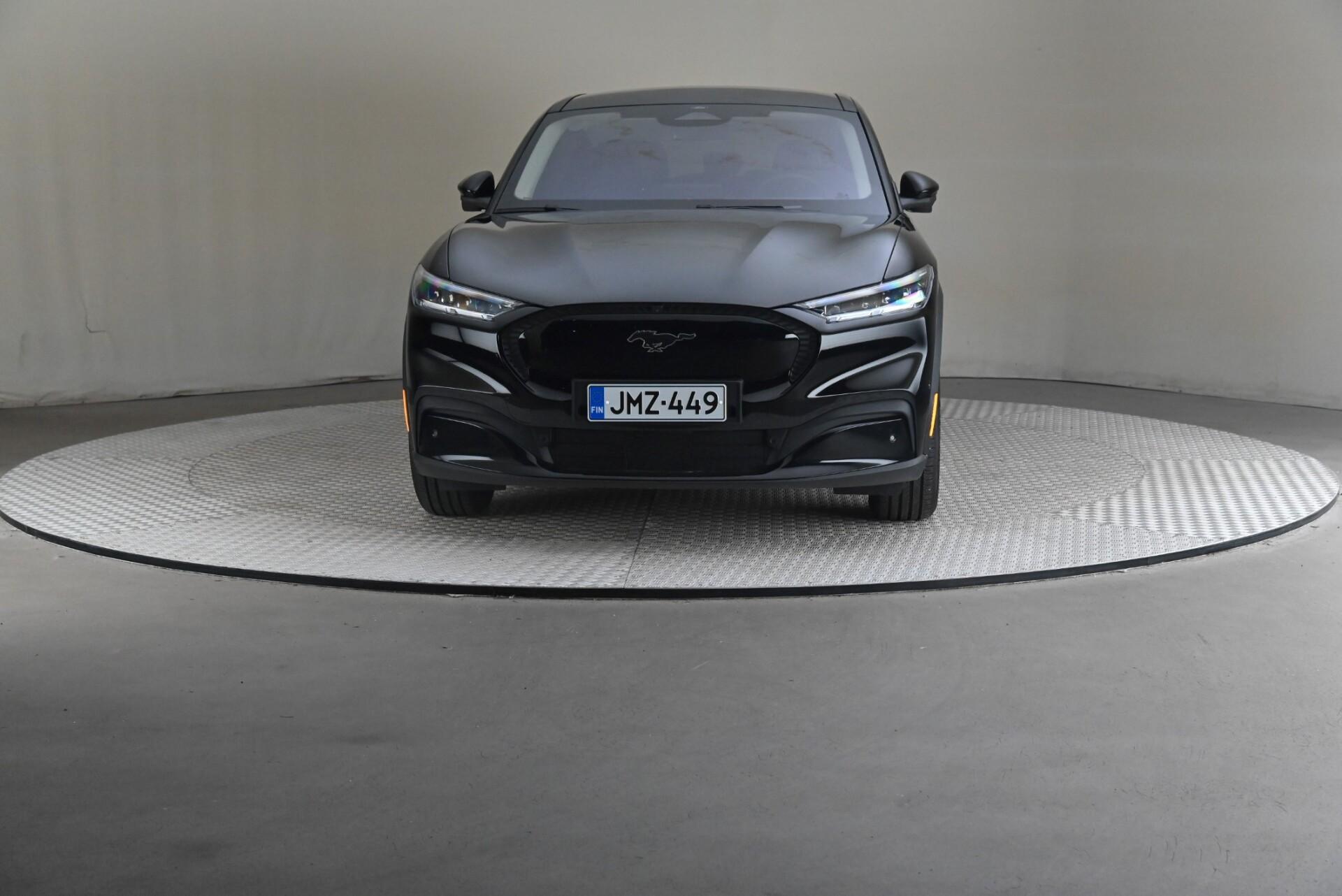 Ford Mustang Mach-E 2023, kuva 3/32