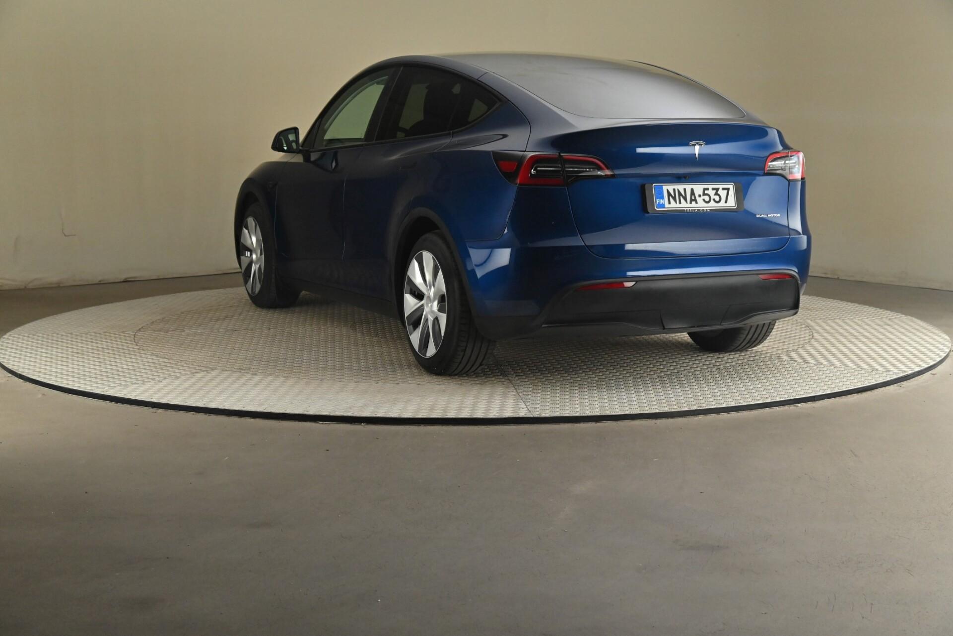 Tesla Model Y Long Range AWD 2023, kuva 2/32
