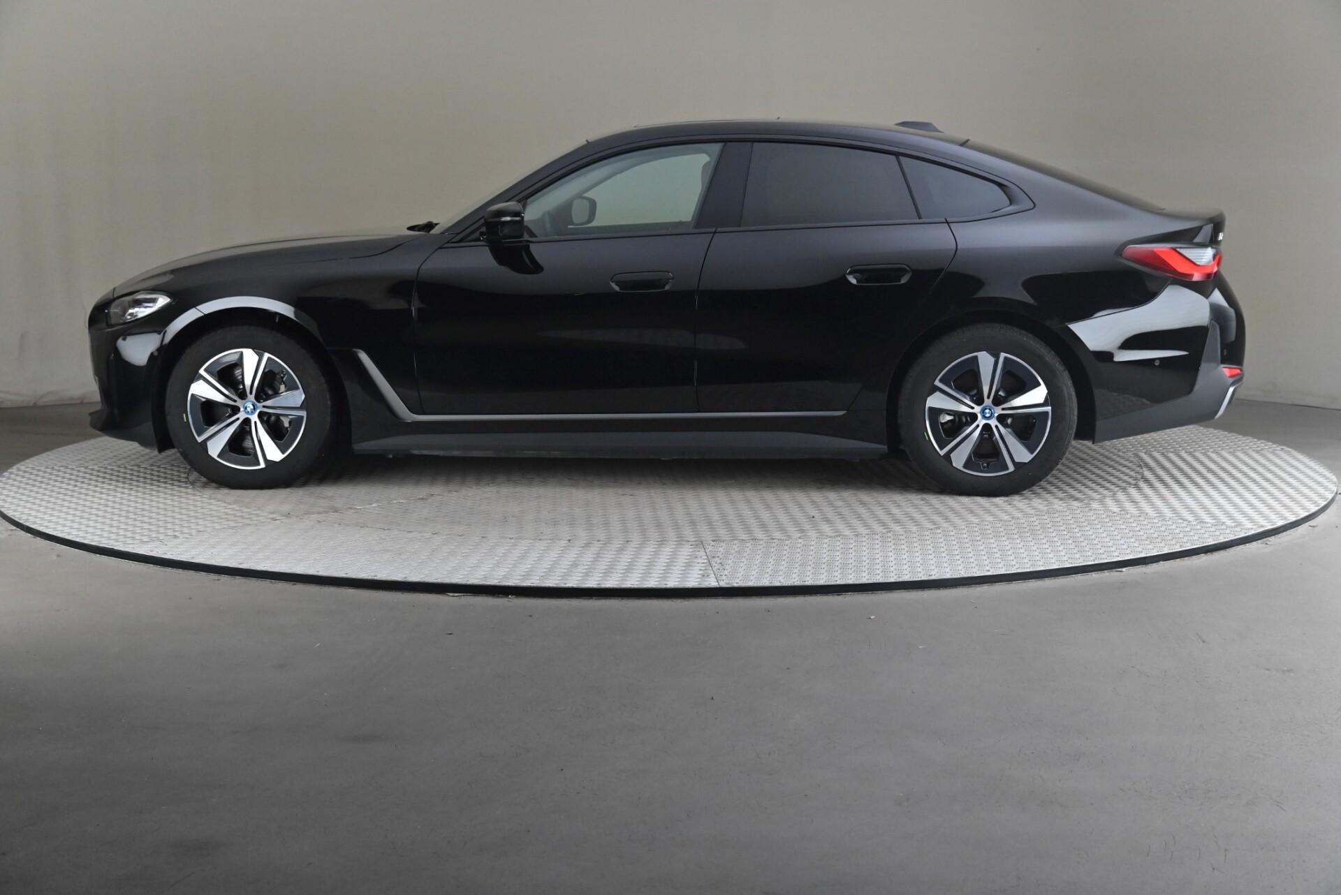 BMW i4 eDrive40 2023, kuva 4/32