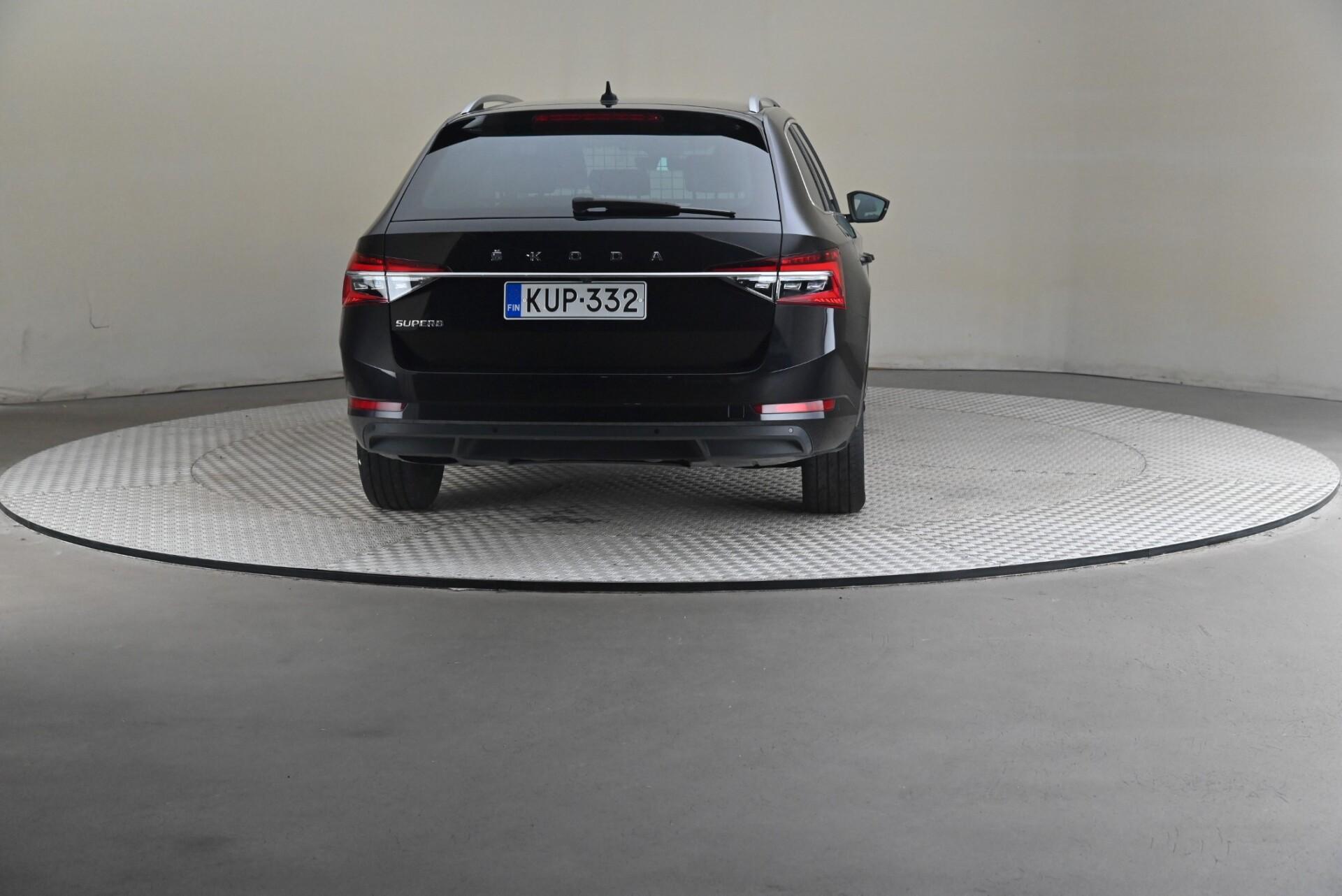 Skoda Superb 2022, kuva 5/34