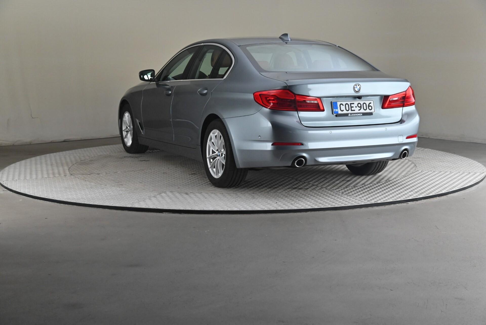 BMW 520 2019, kuva 2/36