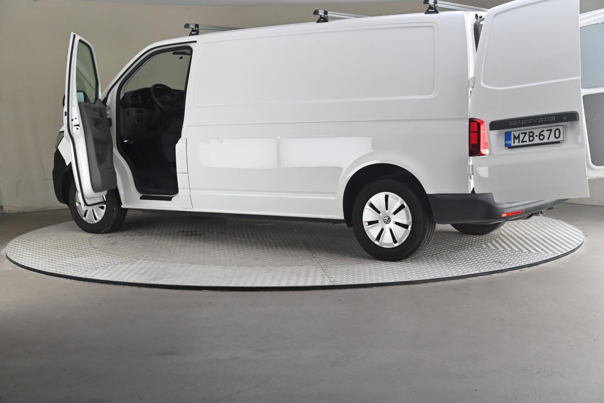 Volkswagen Transporter 2021, kuva 7/27