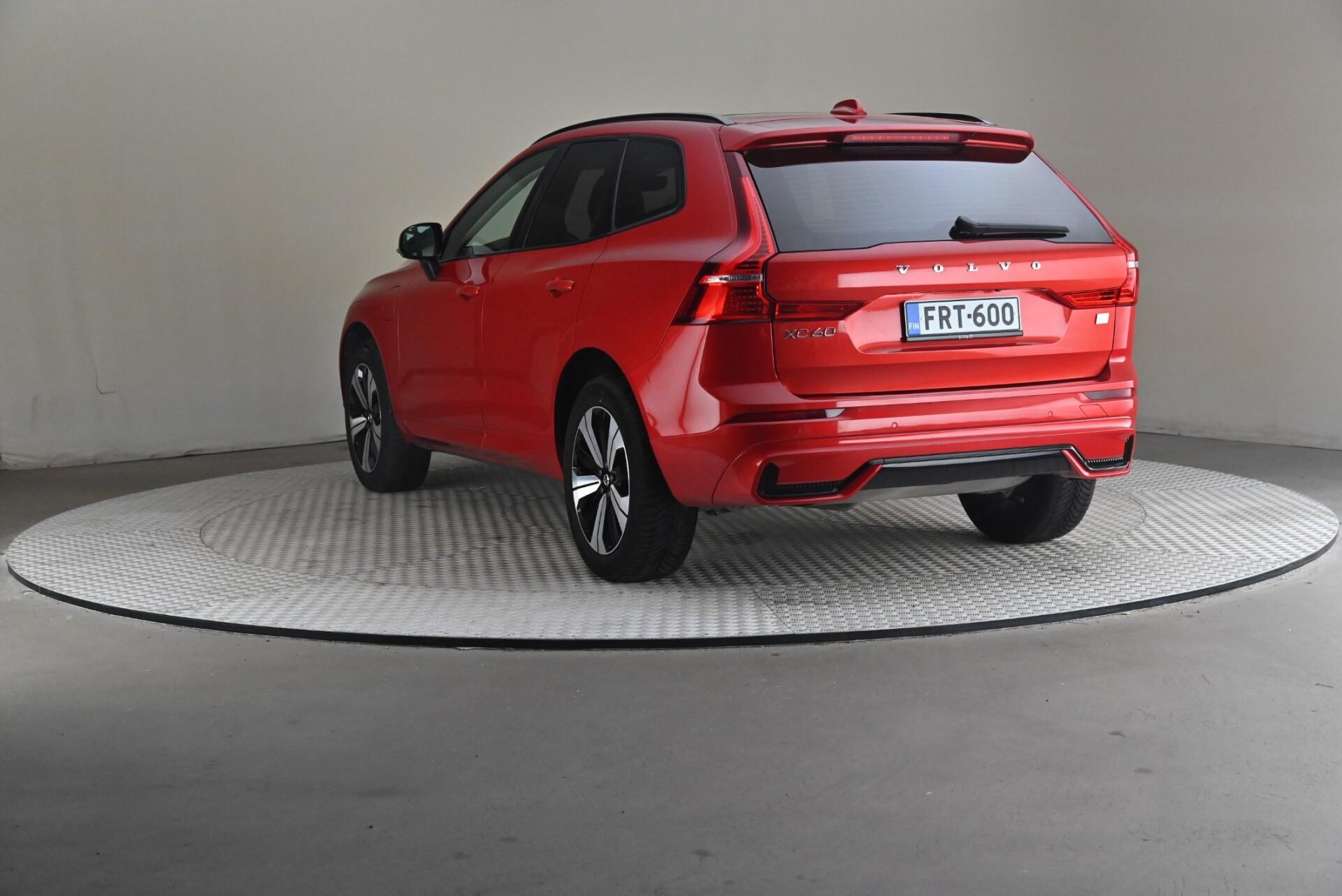 Volvo XC60 2024, kuva 2/31