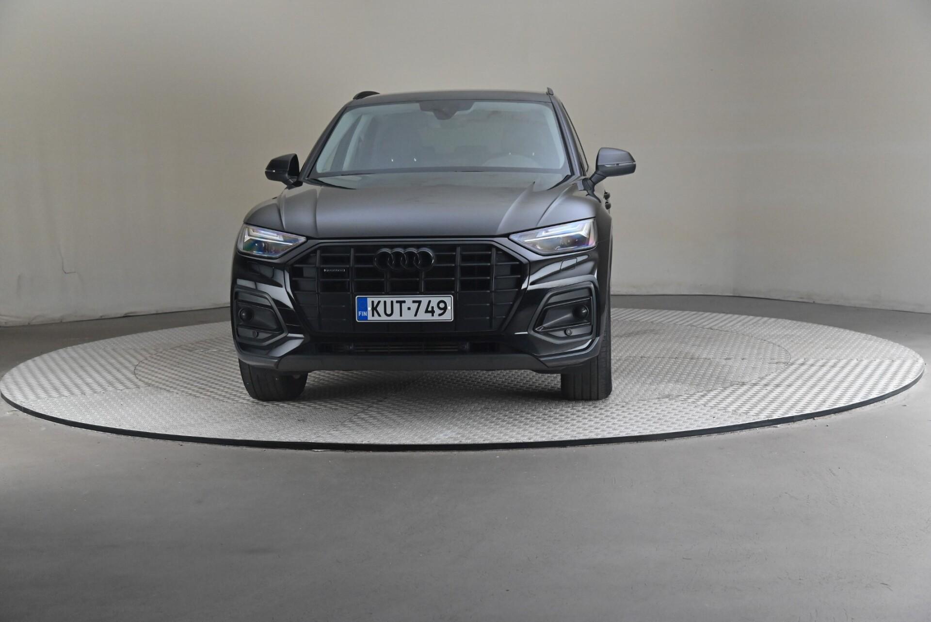Audi Q5 2023, photo 3/32