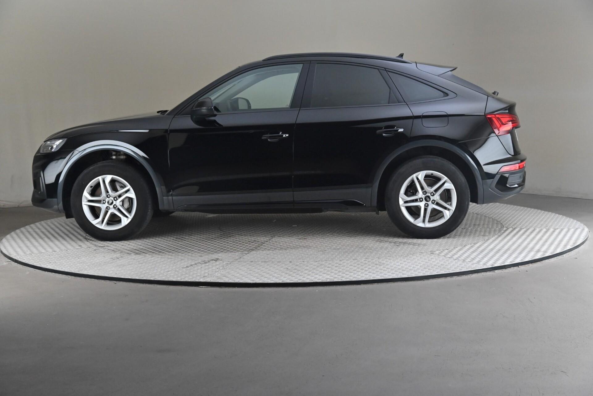 Audi Q5 2023, photo 4/32