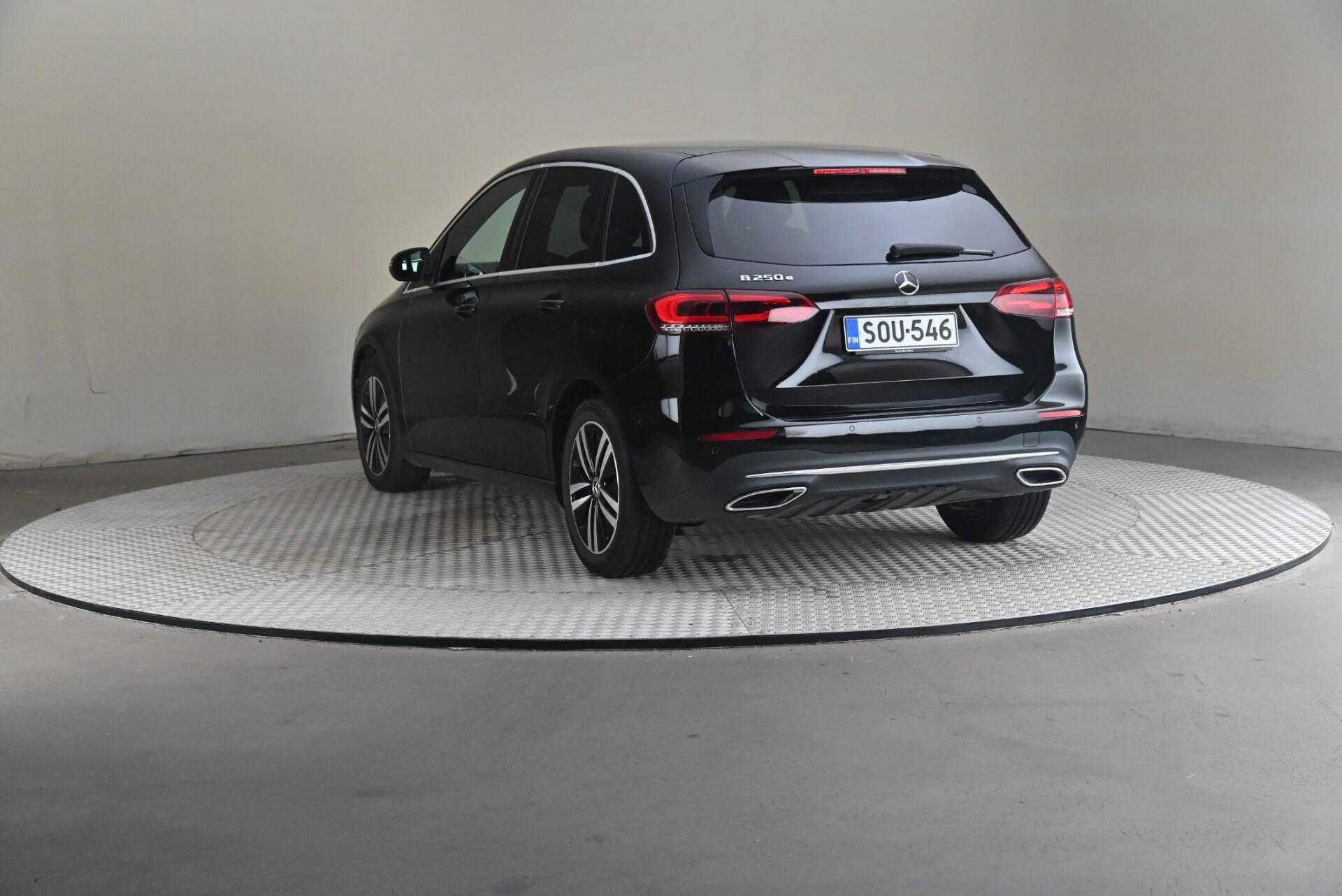 Mercedes-Benz B 250 e A Business Edition 2022, photo 2/31
