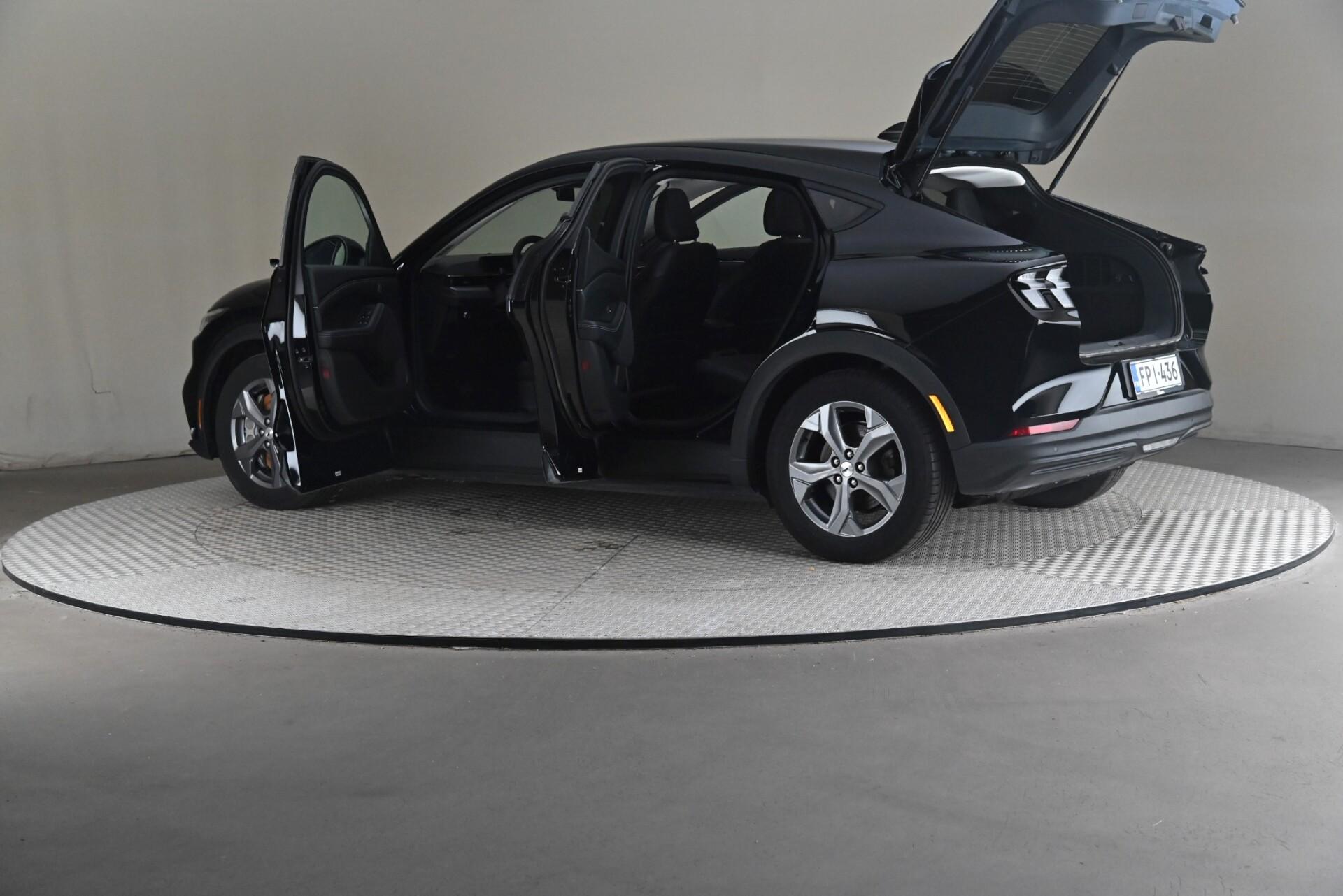 Ford Mustang Mach-E 2022, kuva 7/32