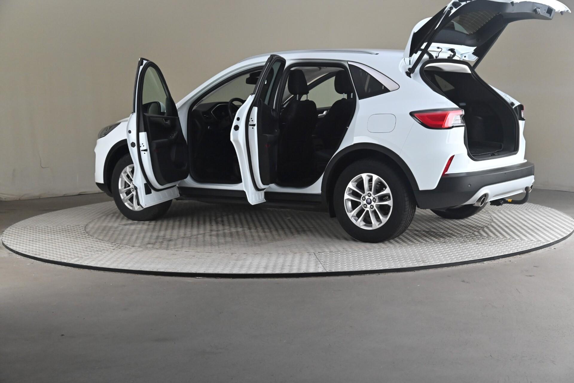 Ford Kuga 2022, photo 7/32