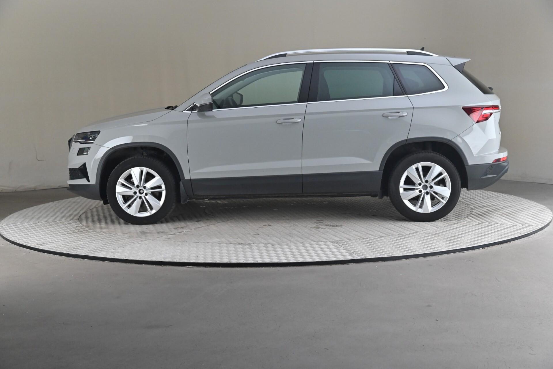 Skoda Karoq 1.5 TSI Style DSG 2022, kuva 4/31