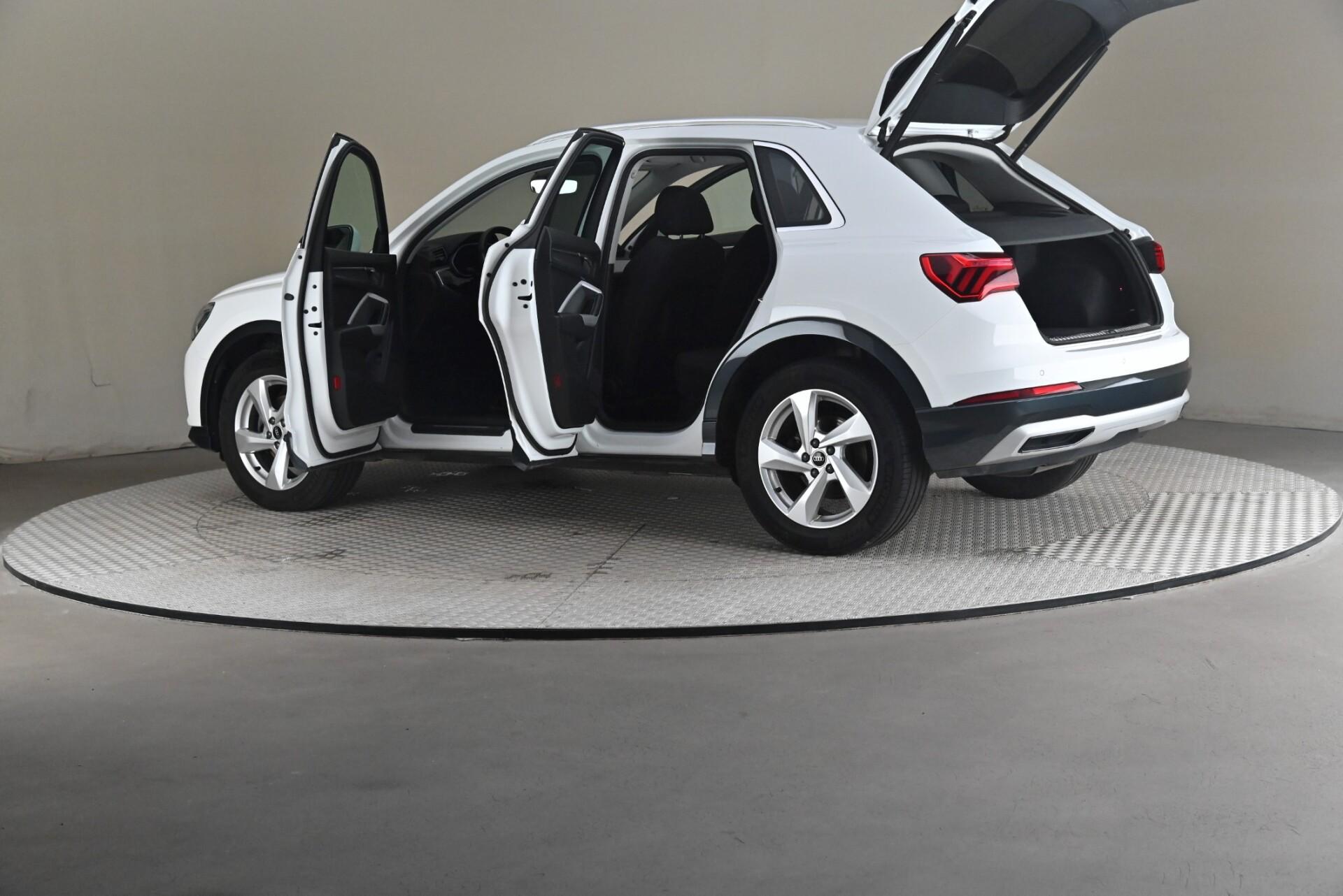 Audi Q3 2022, bild 7/28