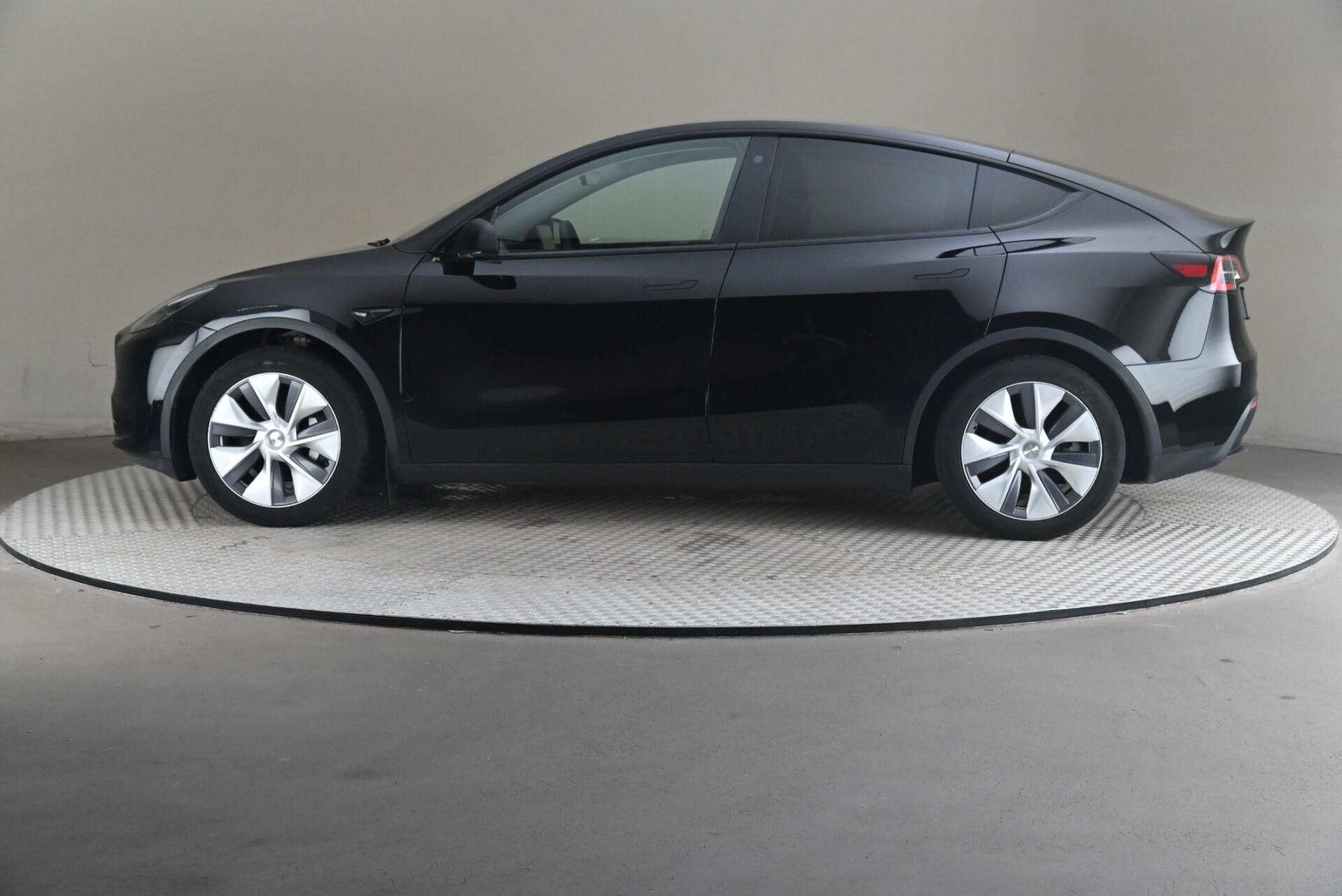 Tesla Model Y RWD 2023, bild 4/32