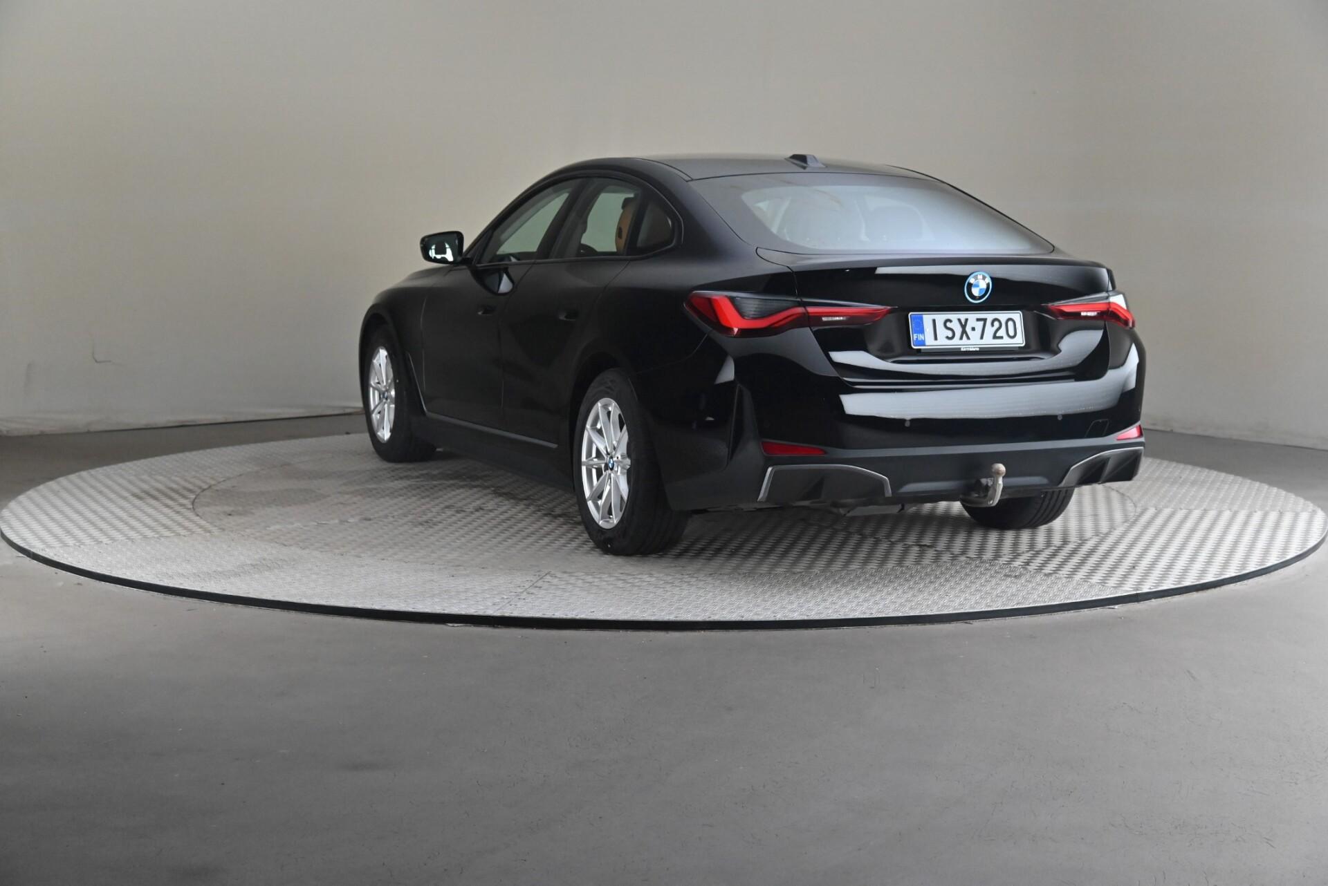 BMW i4 eDrive35 Charged 2025, bild 2/28