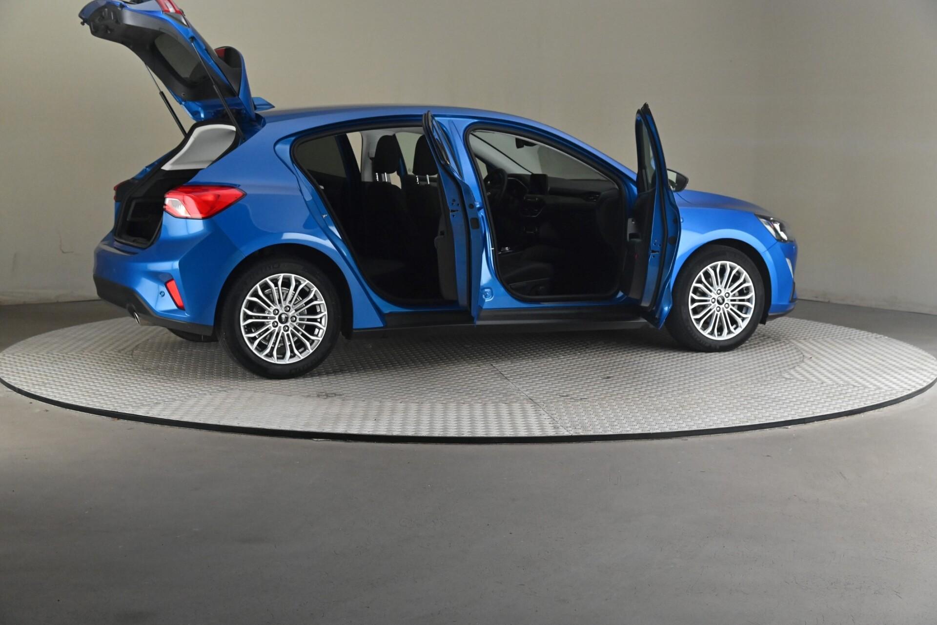 Ford Focus 2021, bild 6/29