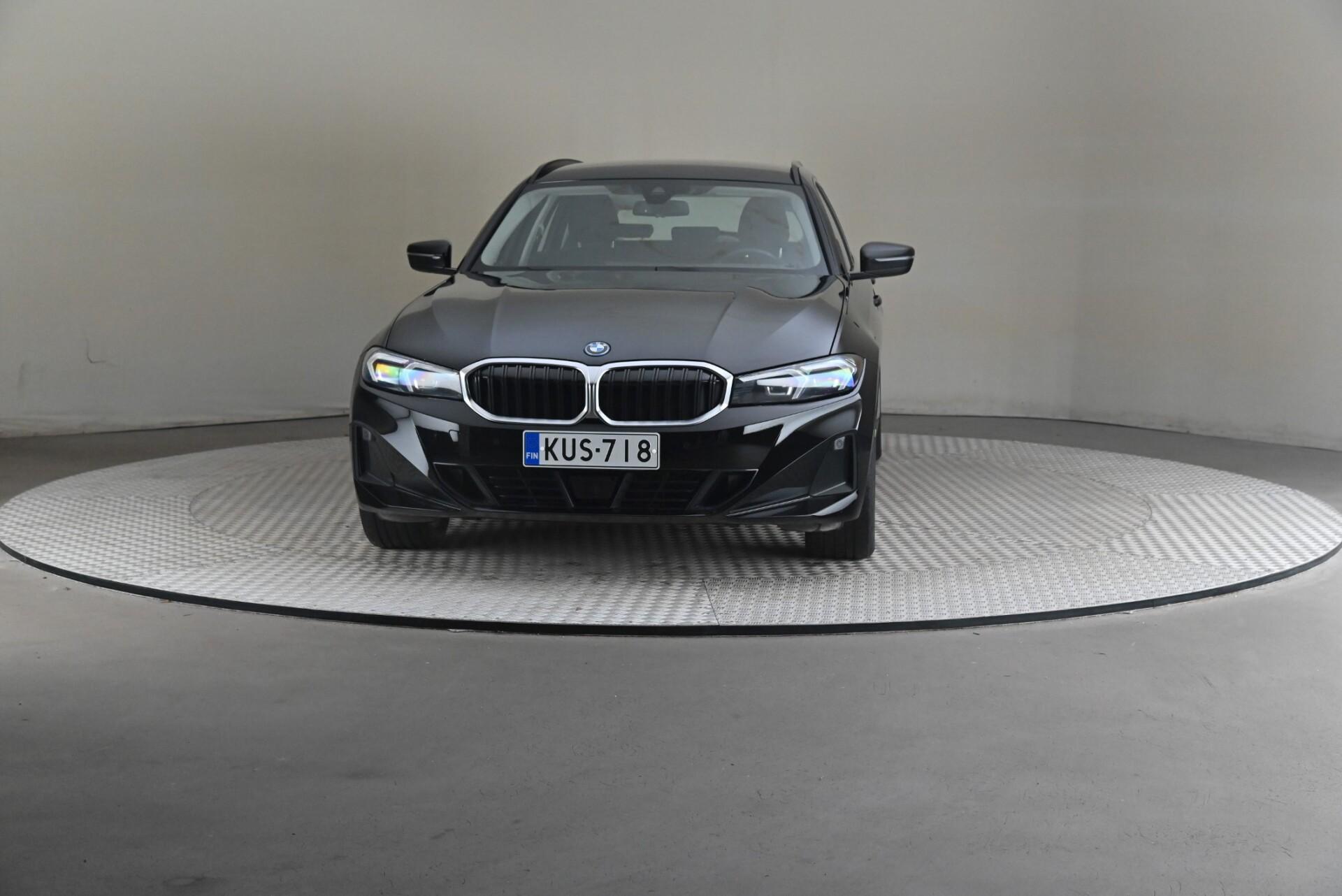 BMW 330 2022, bild 3/30